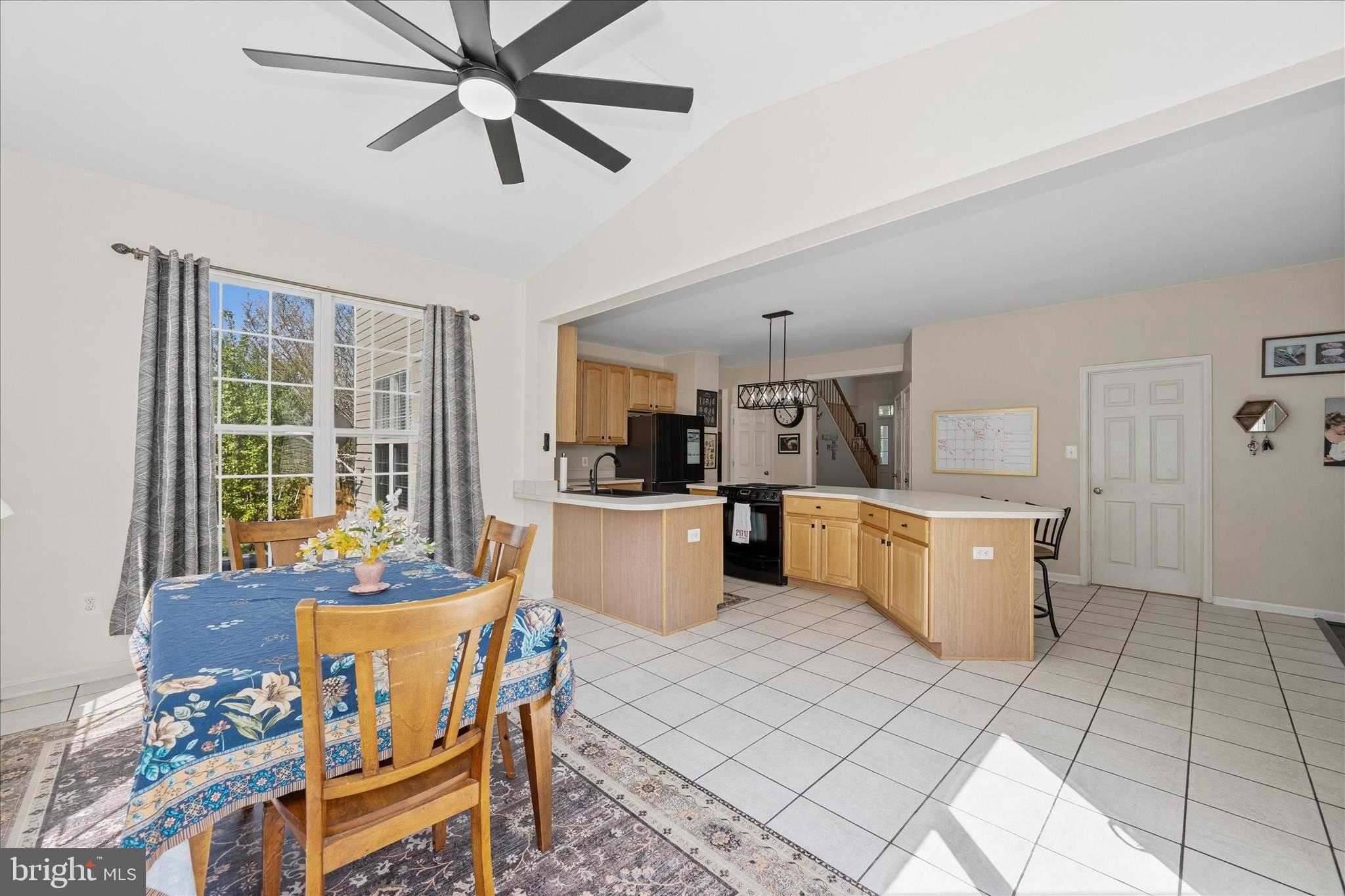 CRESTVIEW - Residential