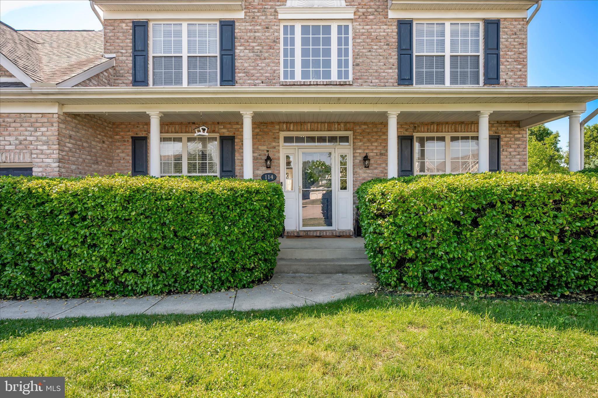 CRESTVIEW - Residential