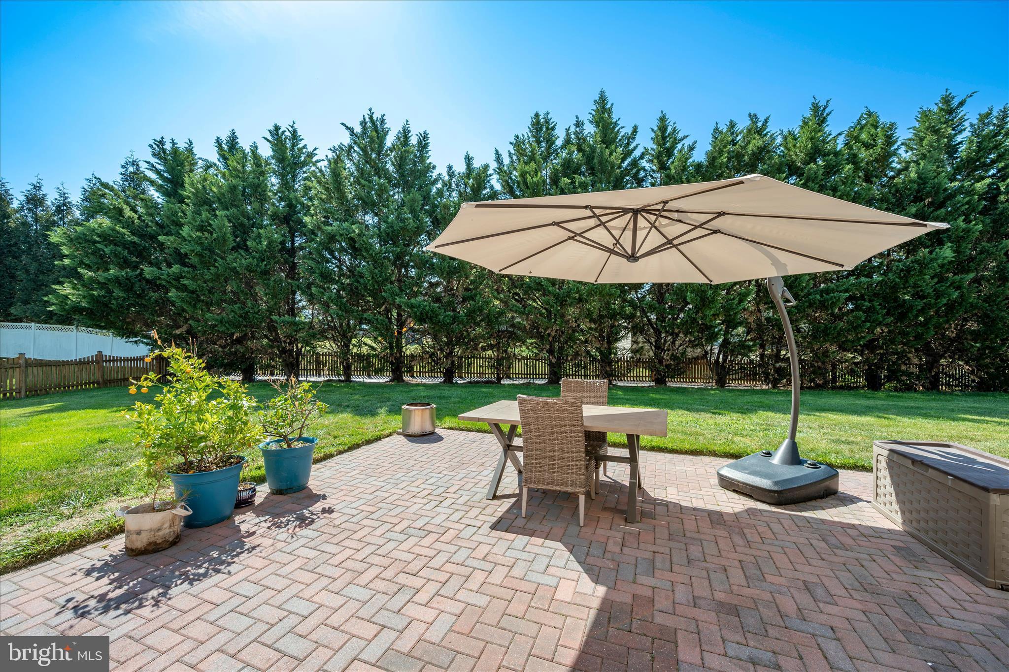 CRESTVIEW - Residential