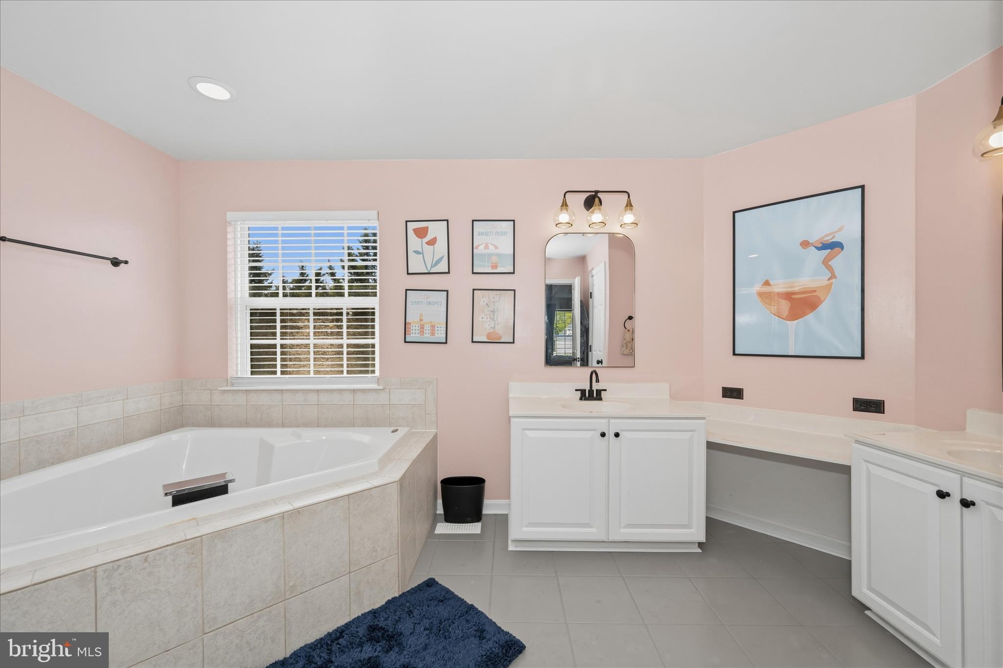 CRESTVIEW - Residential