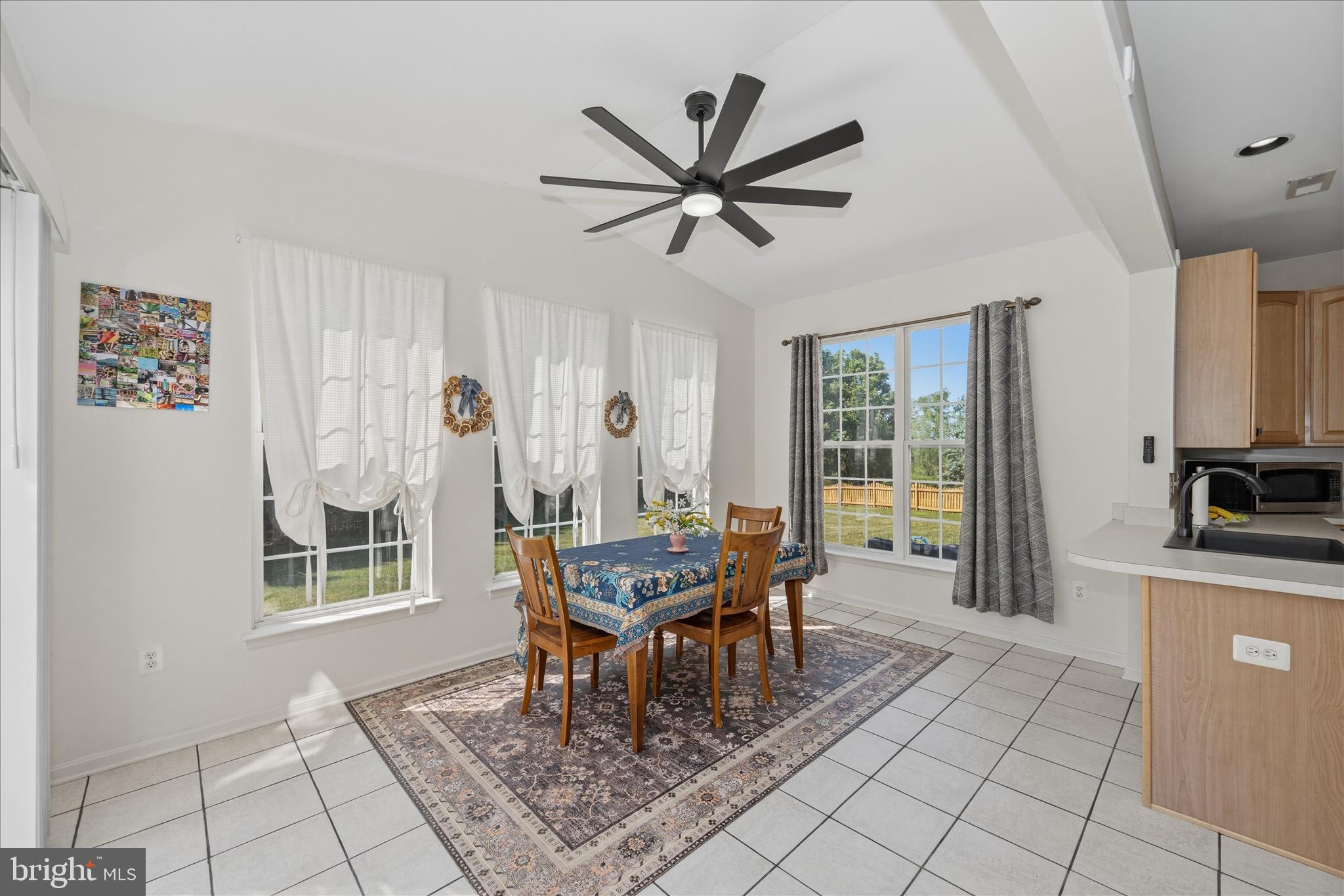 CRESTVIEW - Residential