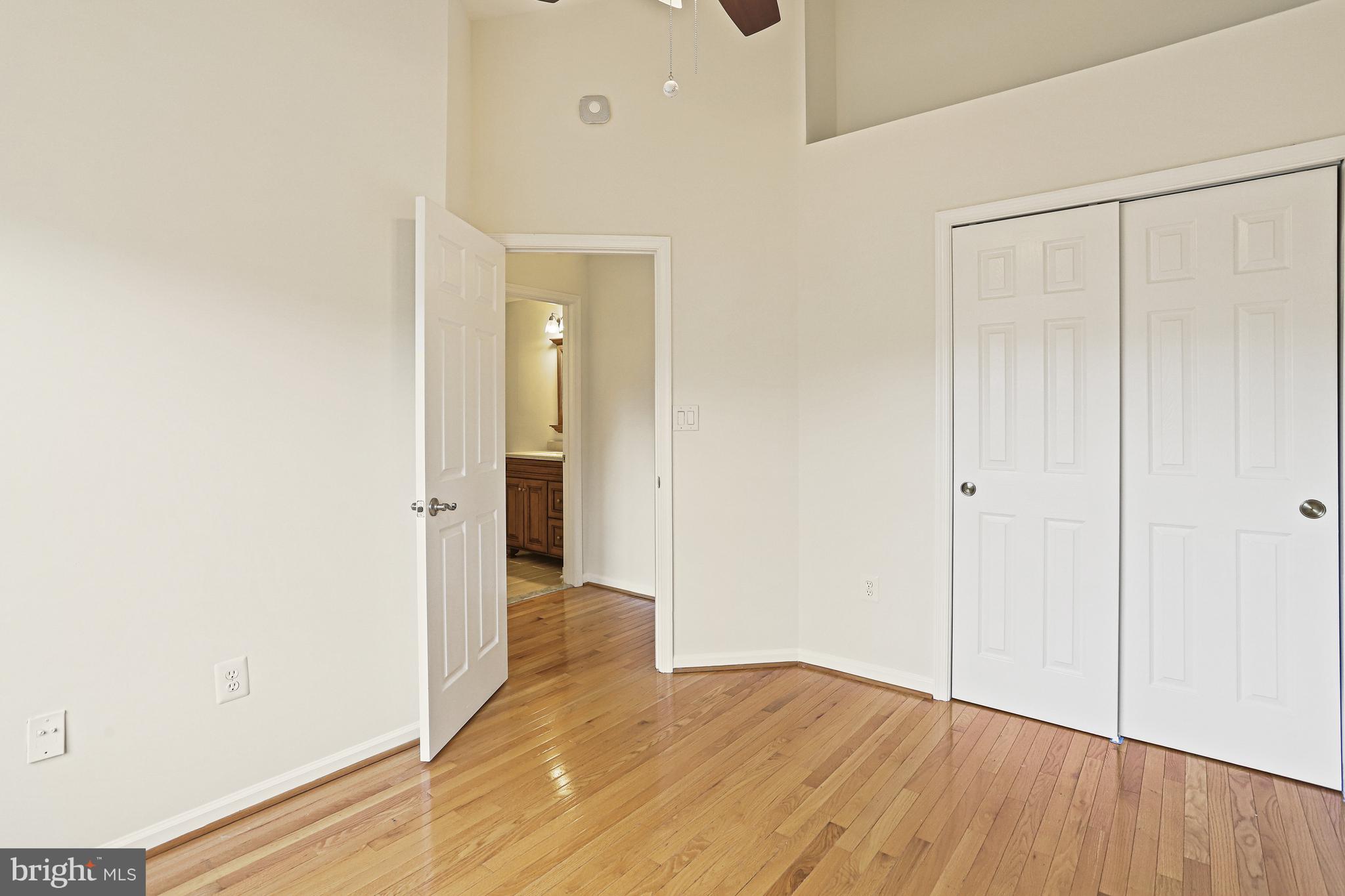 KINGSTOWNE - Residential