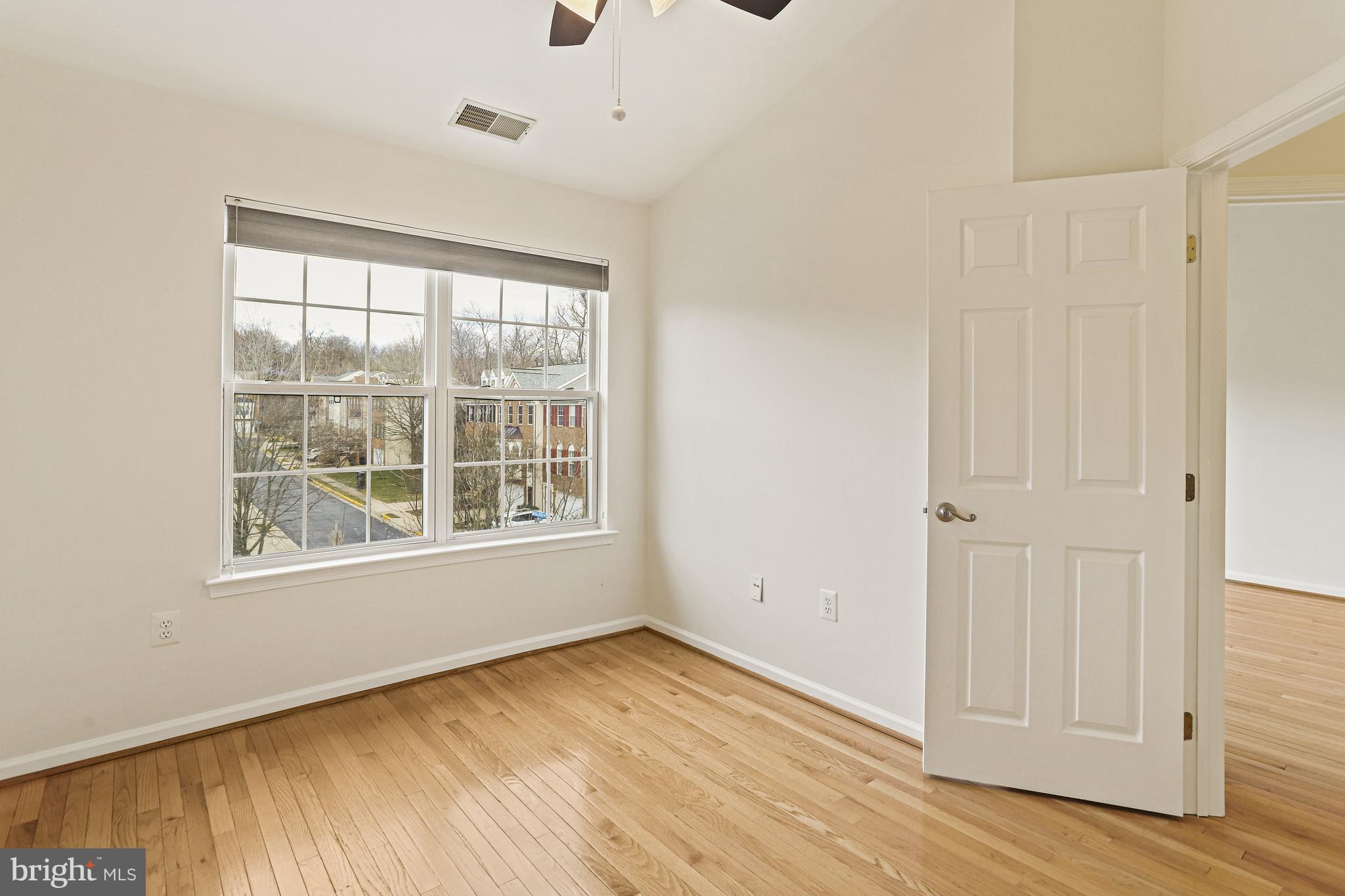 KINGSTOWNE - Residential