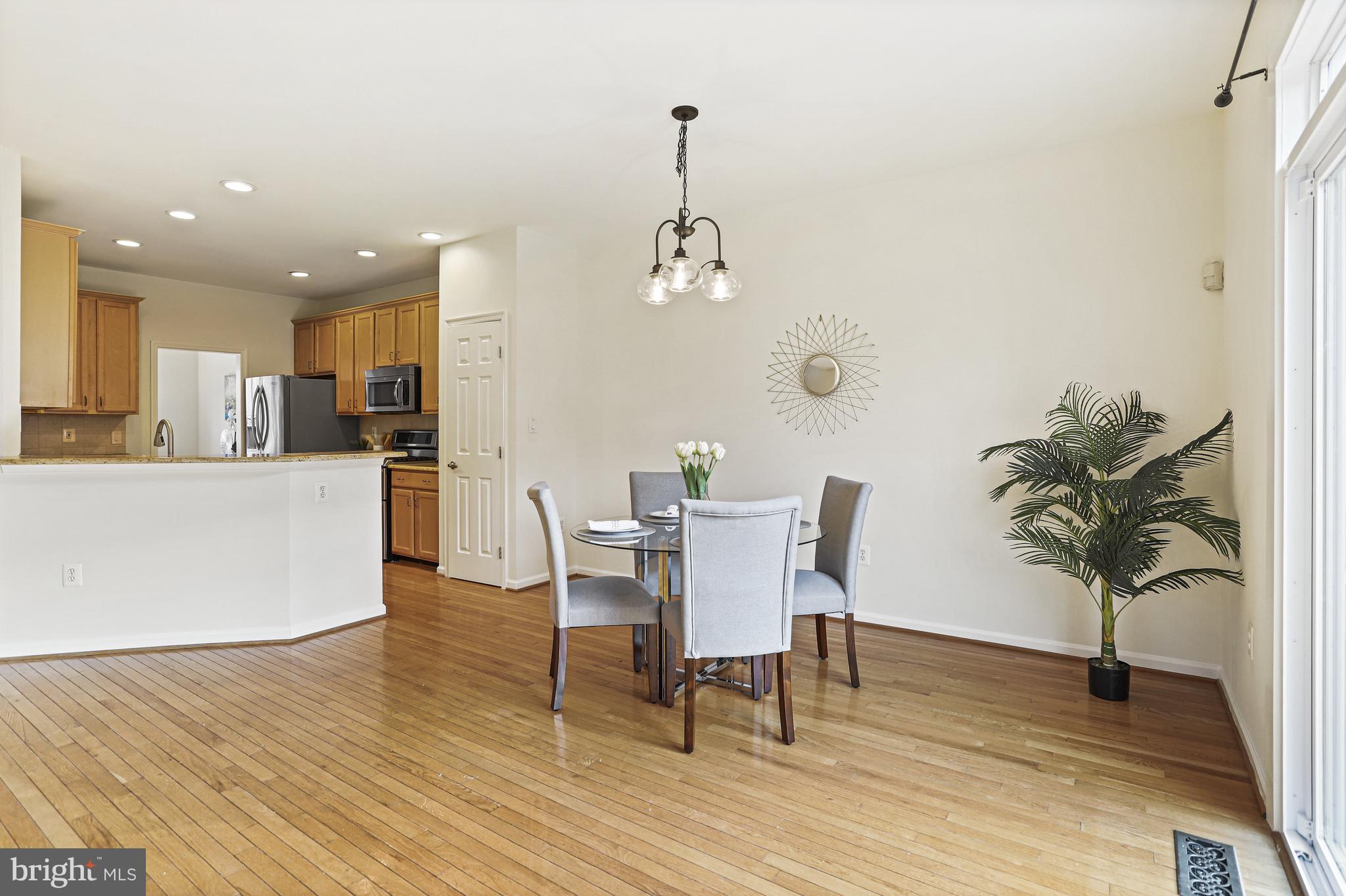 KINGSTOWNE - Residential