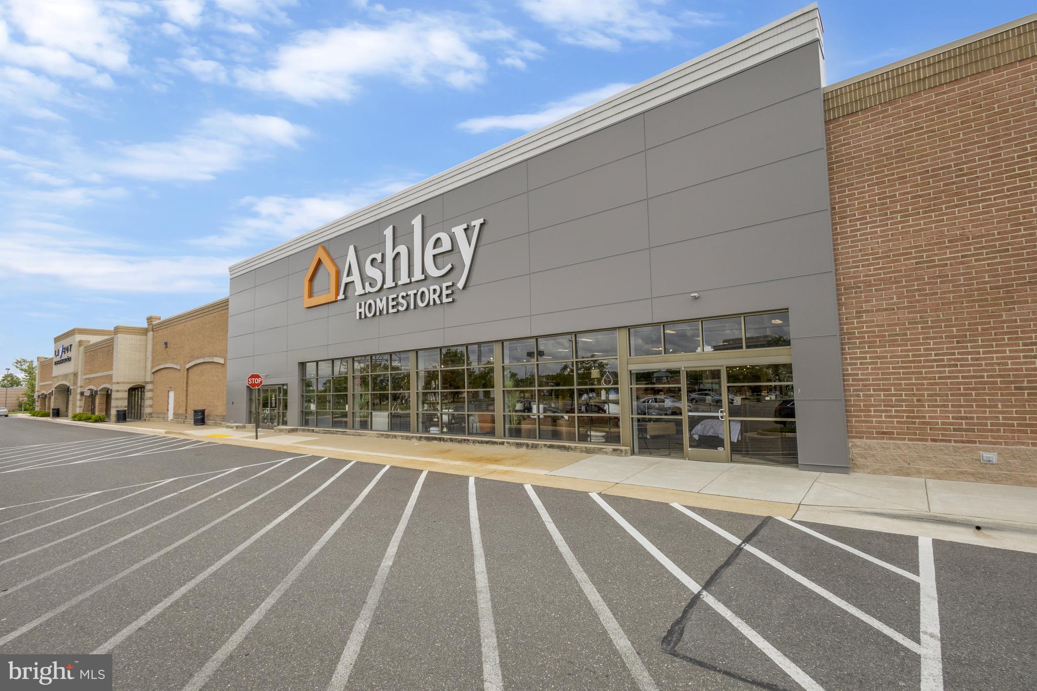 KINGSTOWNE - Residential