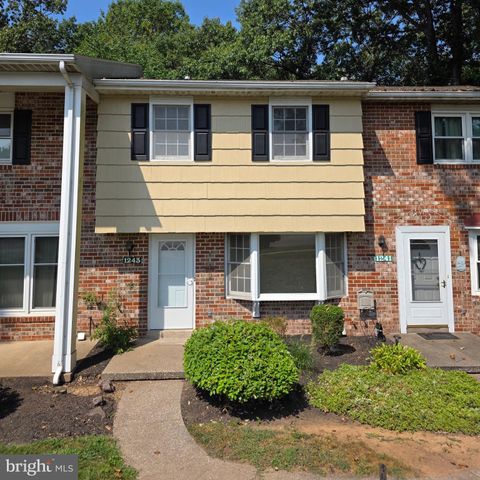 1243 PEGGY DRIVE HUMMELSTOWN PA 17036