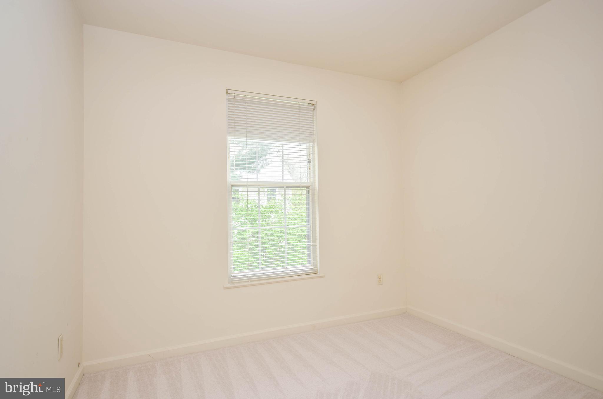 JAMES CREEK - Residential Lease