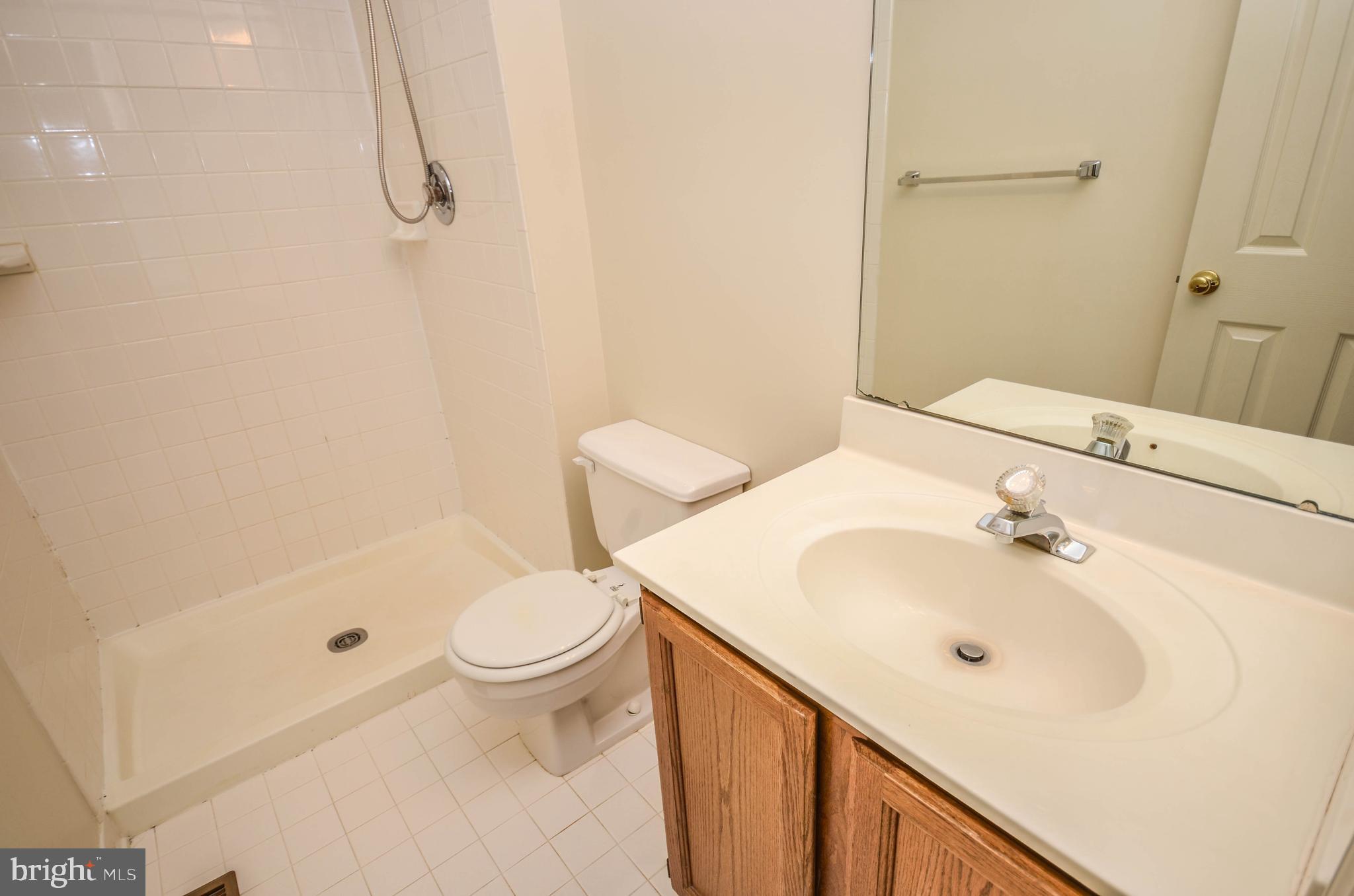 JAMES CREEK - Residential Lease