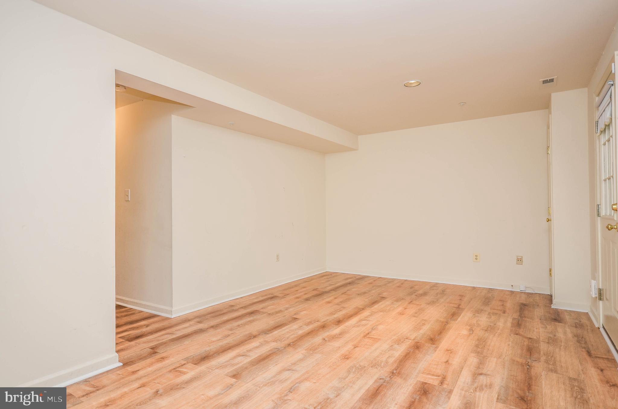 JAMES CREEK - Residential Lease