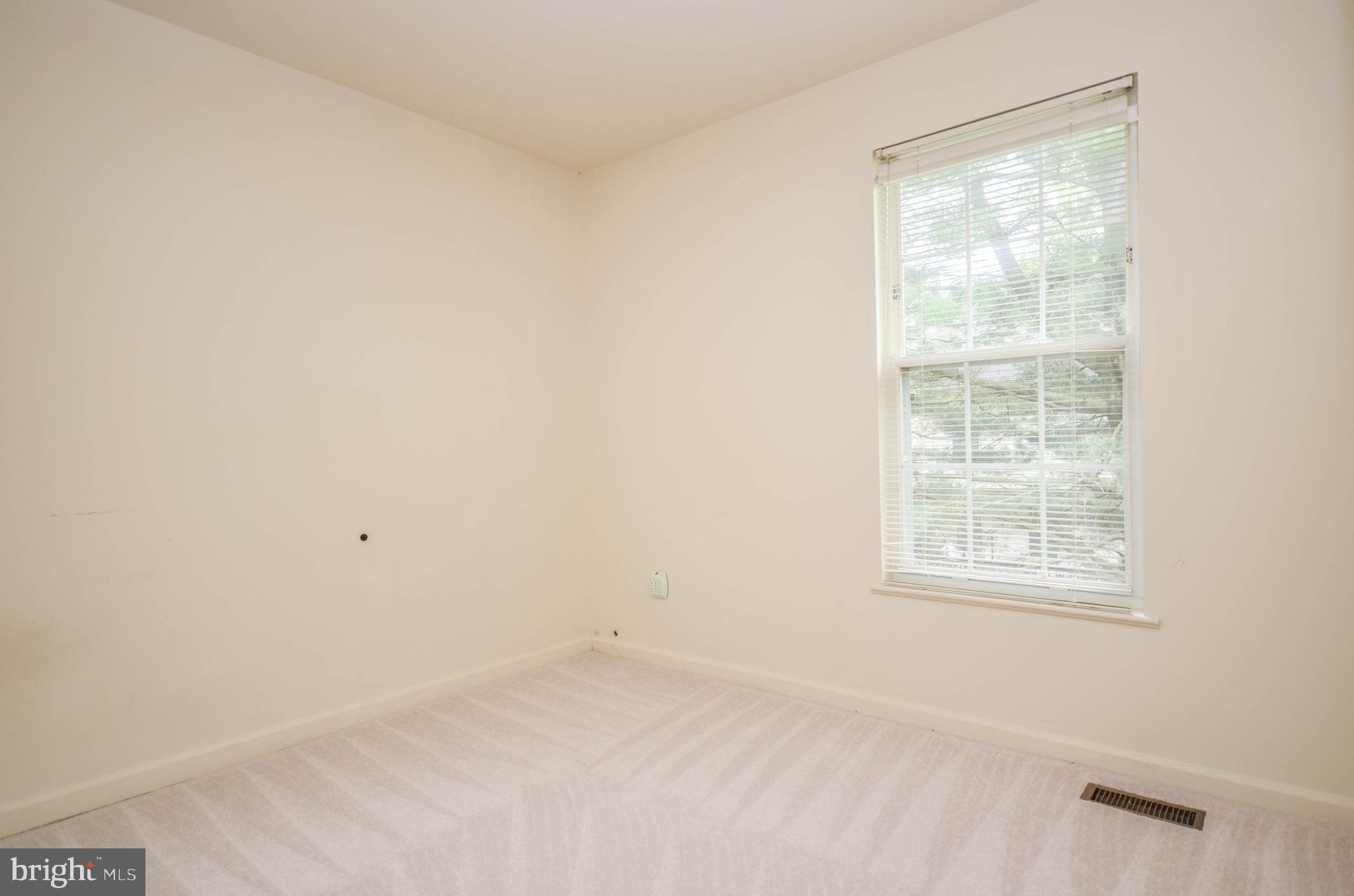 JAMES CREEK - Residential Lease