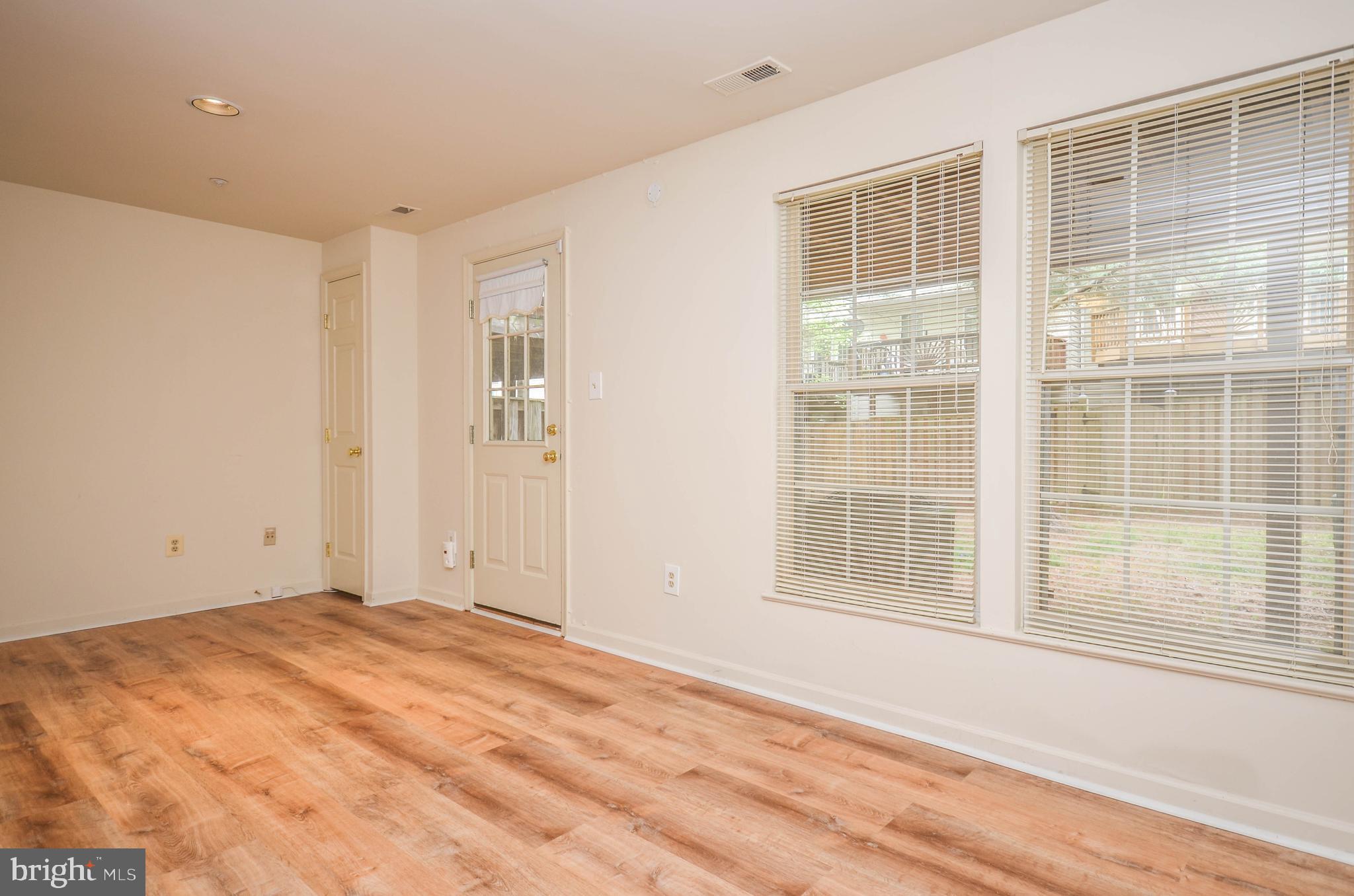 JAMES CREEK - Residential Lease