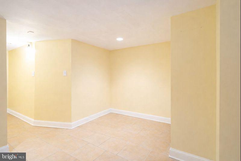 GRADUATE HOSPITAL - Residential