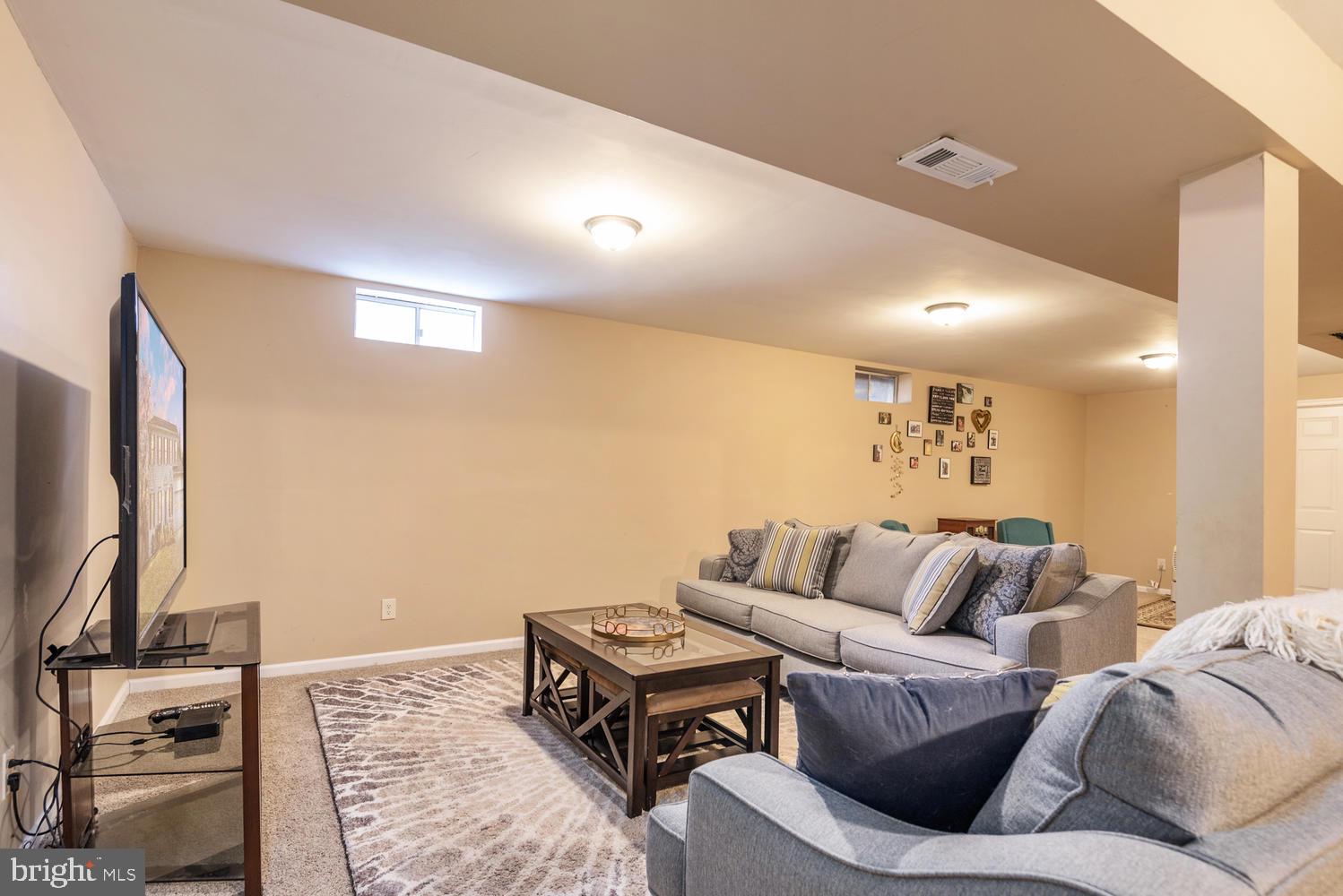 SUMMERWOOD - Residential