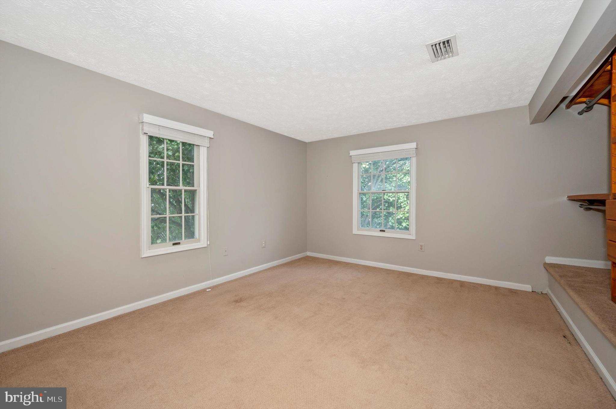 WATERS EDGE AT NORTH LAKE - Residential