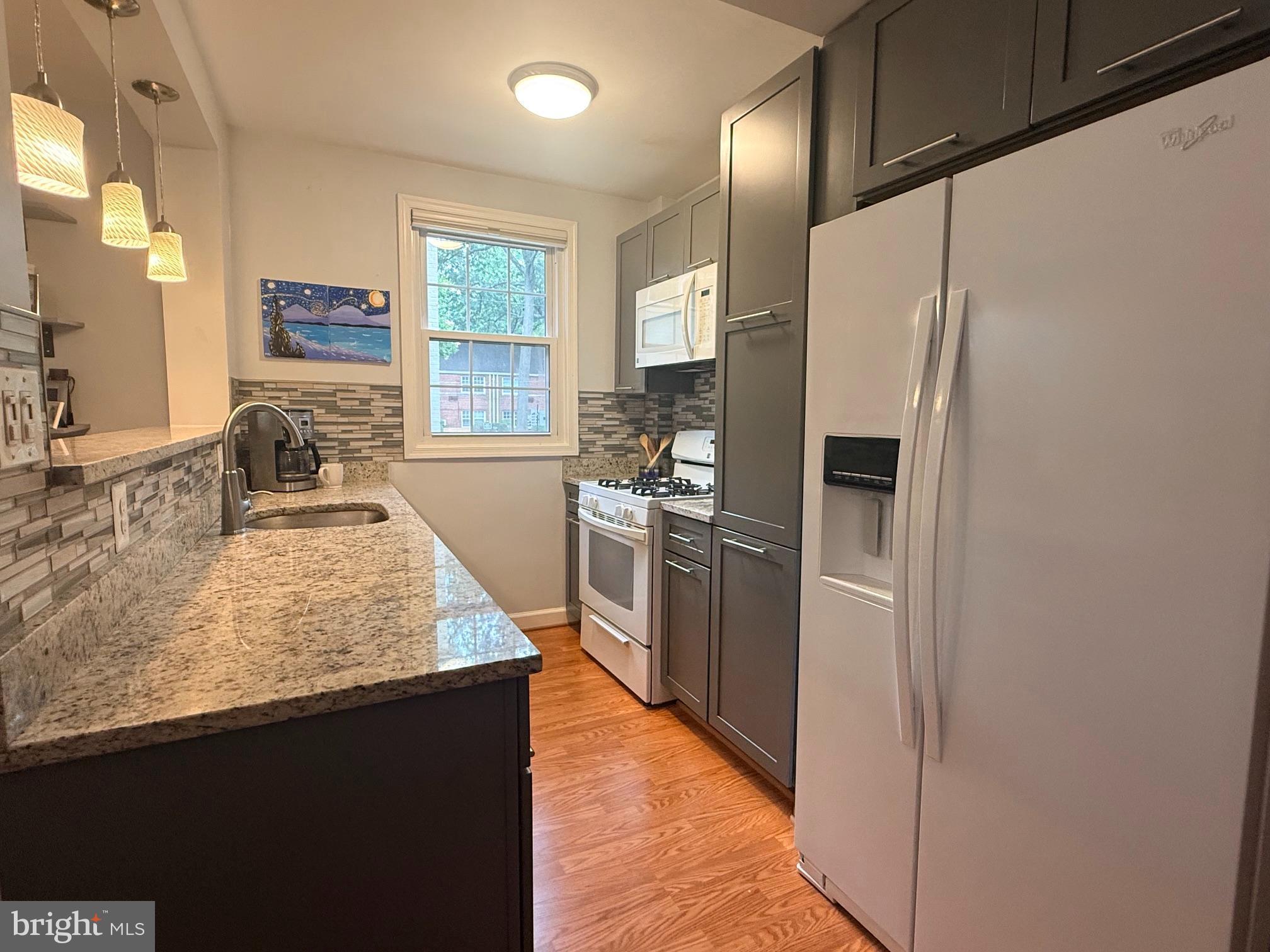 4318 N PERSHING DRIVE 43181