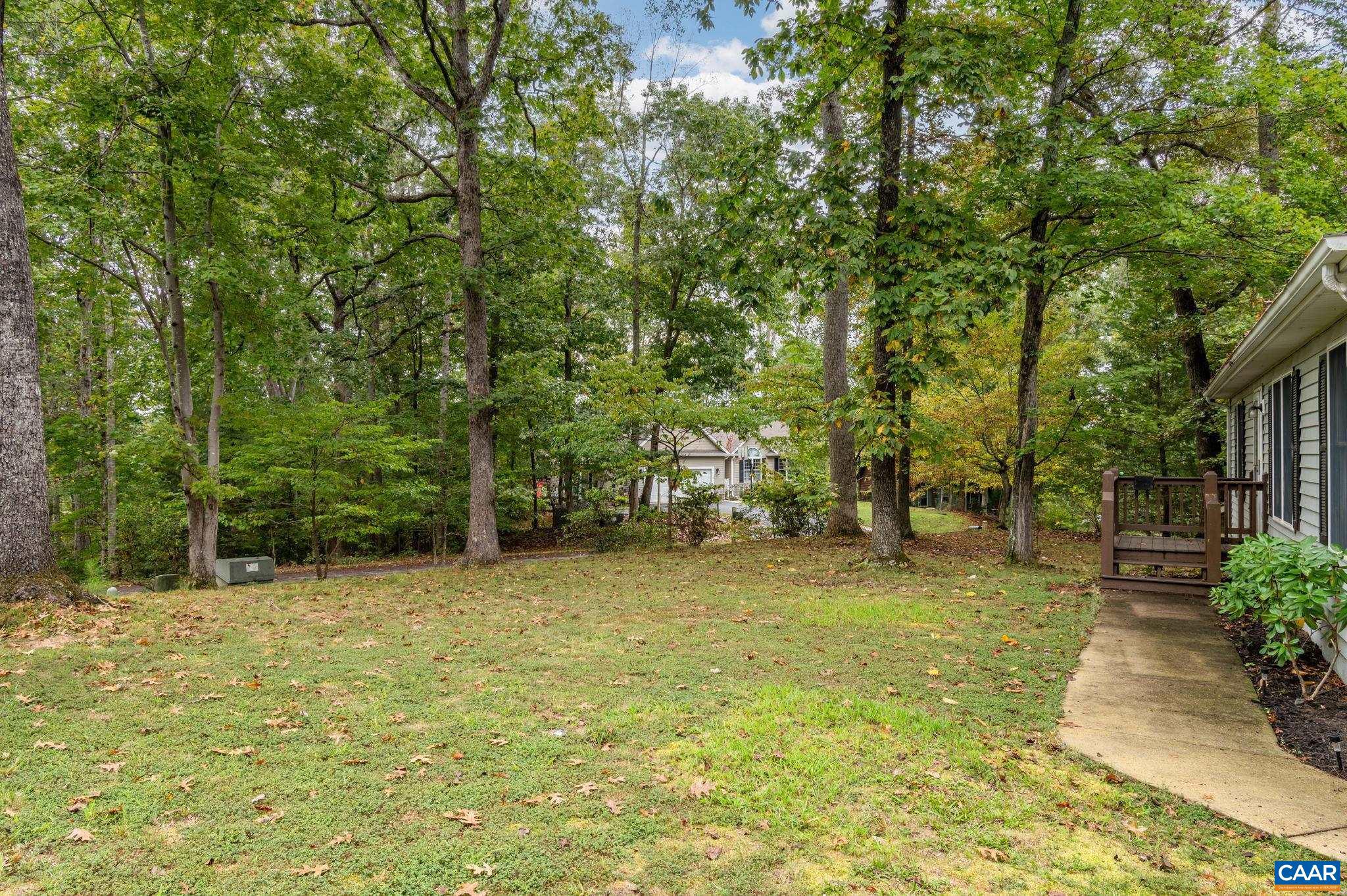 LAKE MONTICELLO - Residential