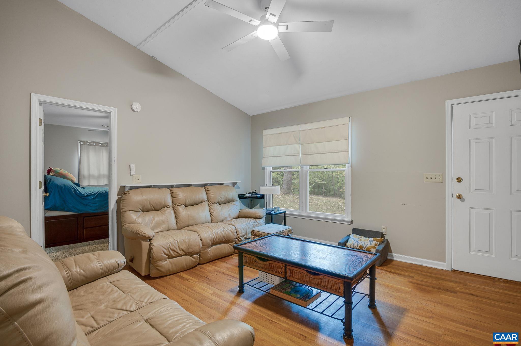 LAKE MONTICELLO - Residential