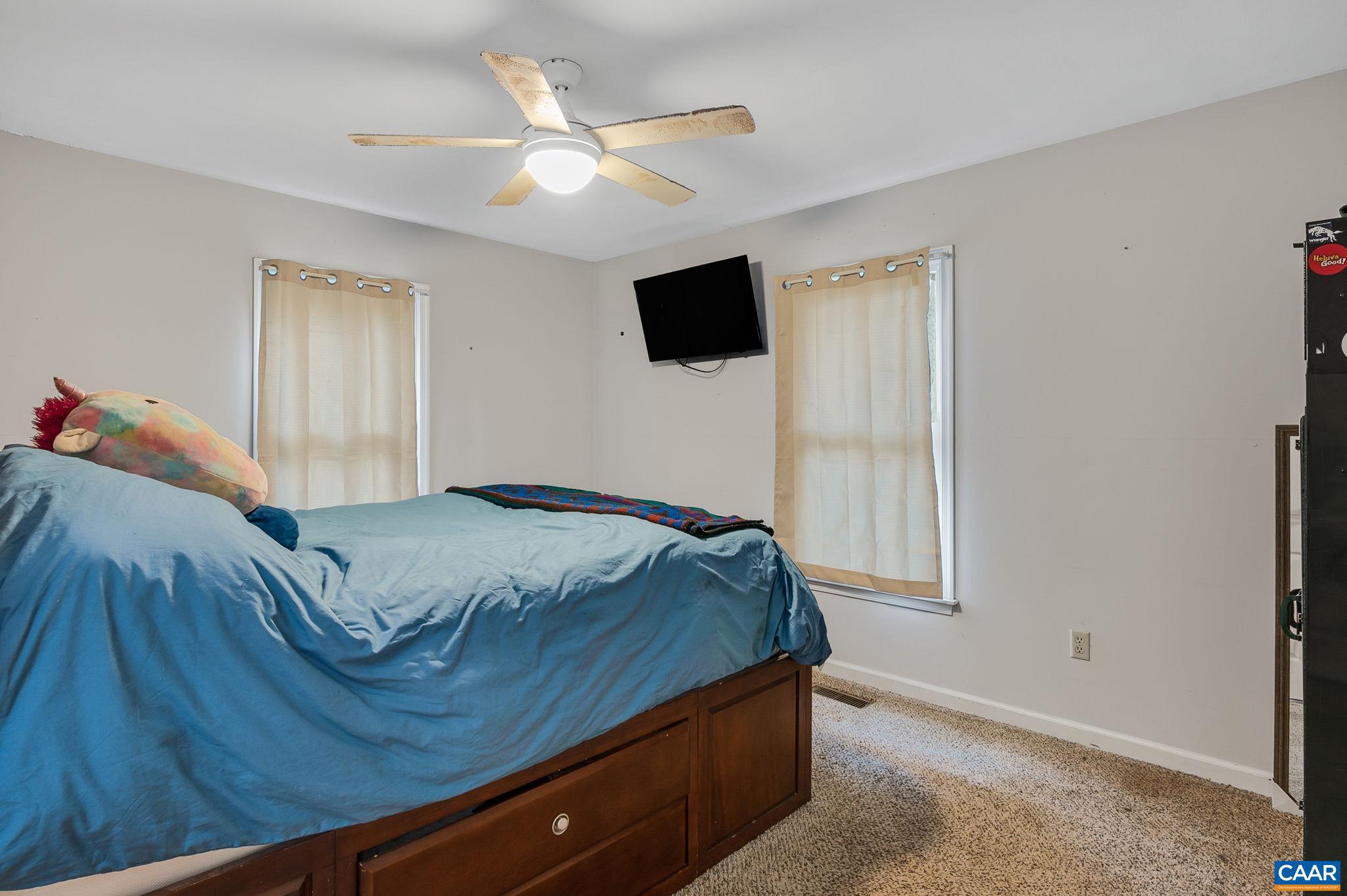 LAKE MONTICELLO - Residential