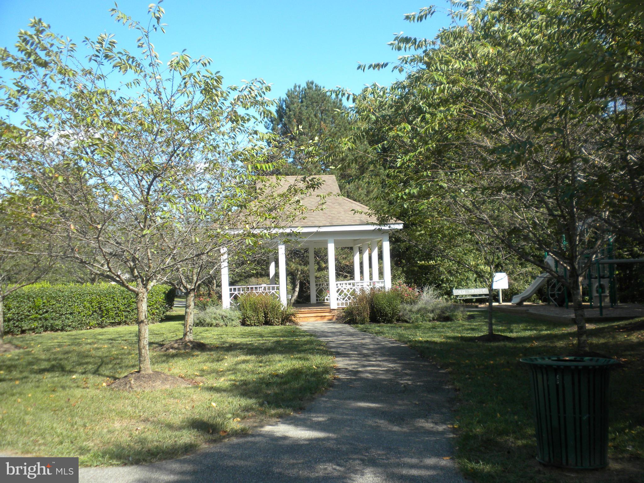 OLD BRIDGE ESTATES - Residential Lease