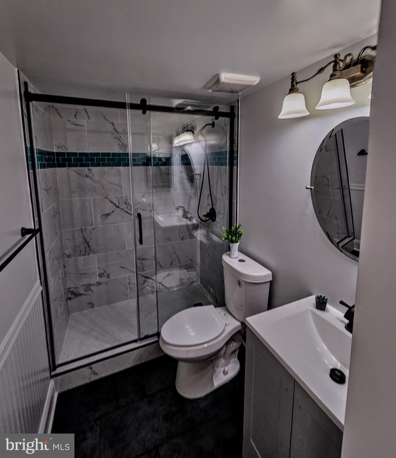 THE VILLAGES CONDO - Residential Lease