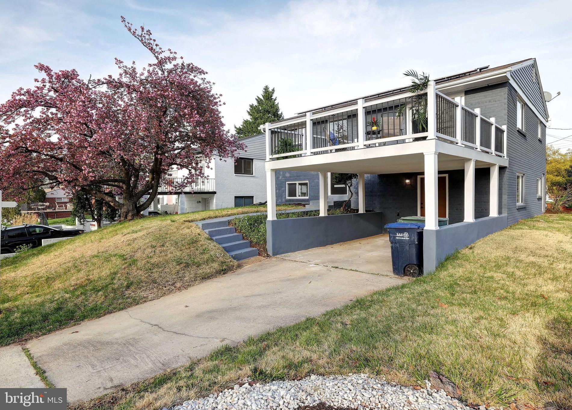 HILL CREST - Residential