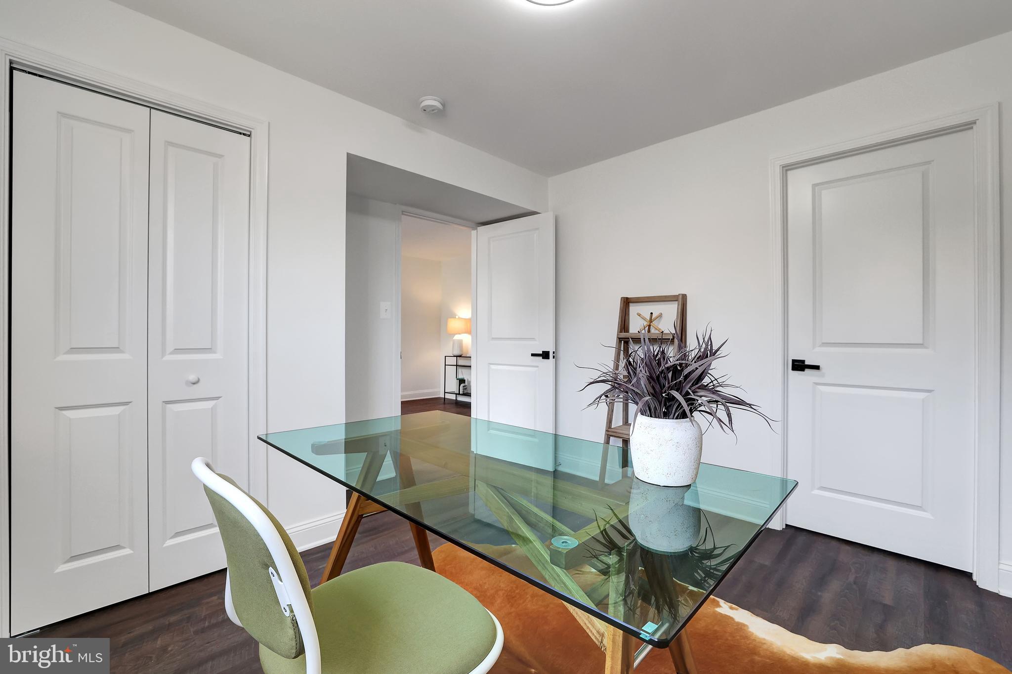 HILL CREST - Residential