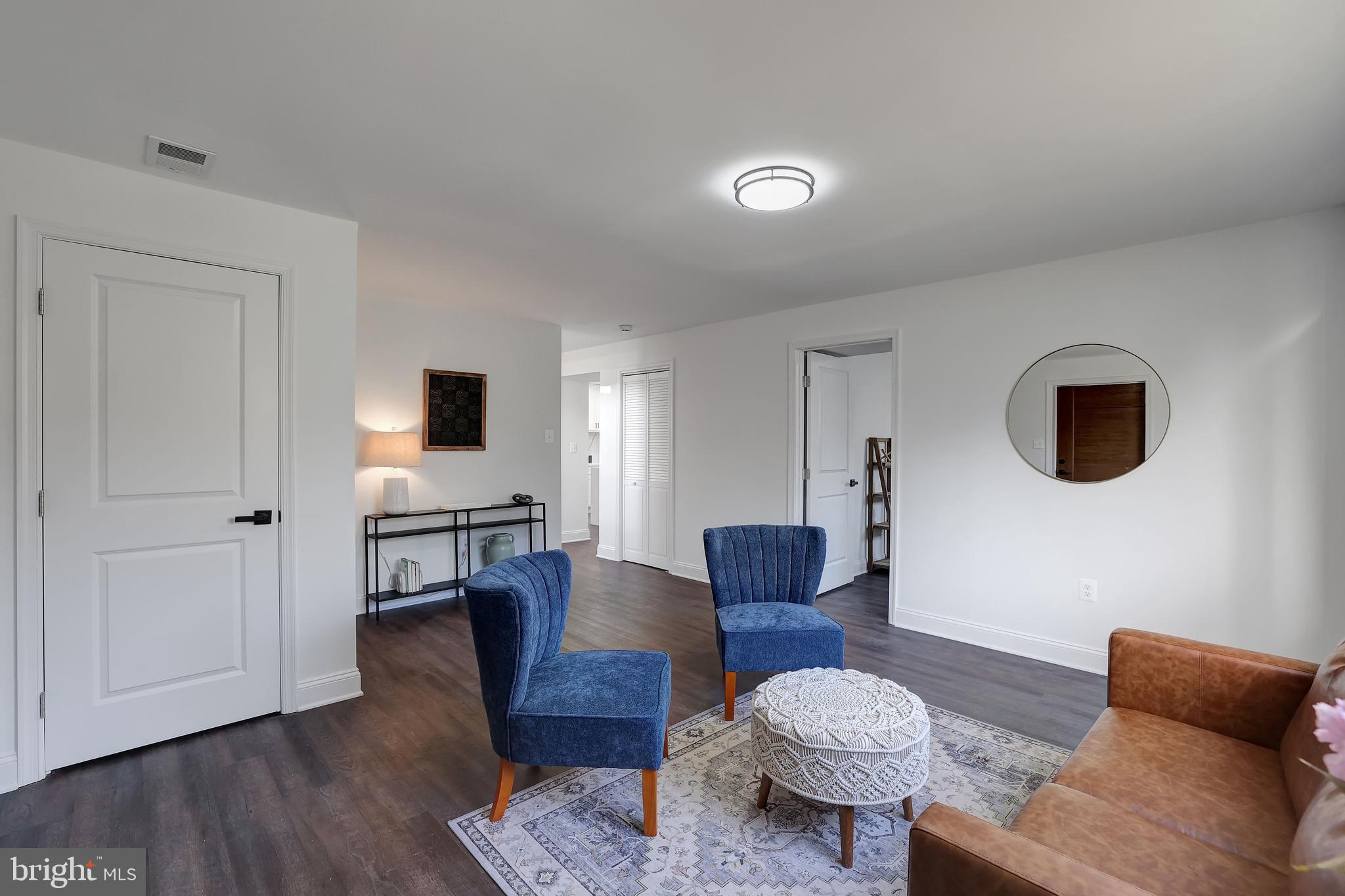 HILL CREST - Residential