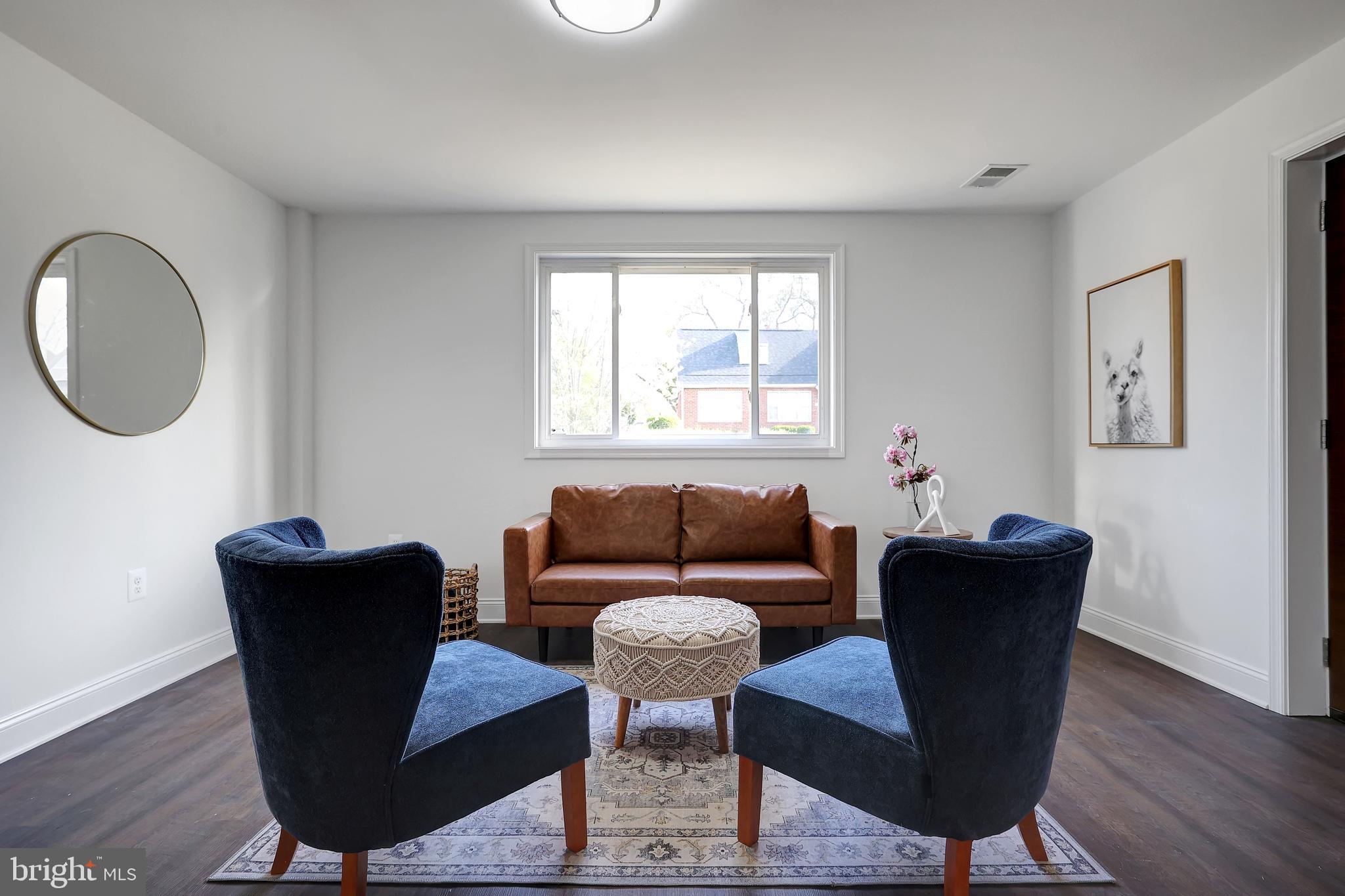 HILL CREST - Residential