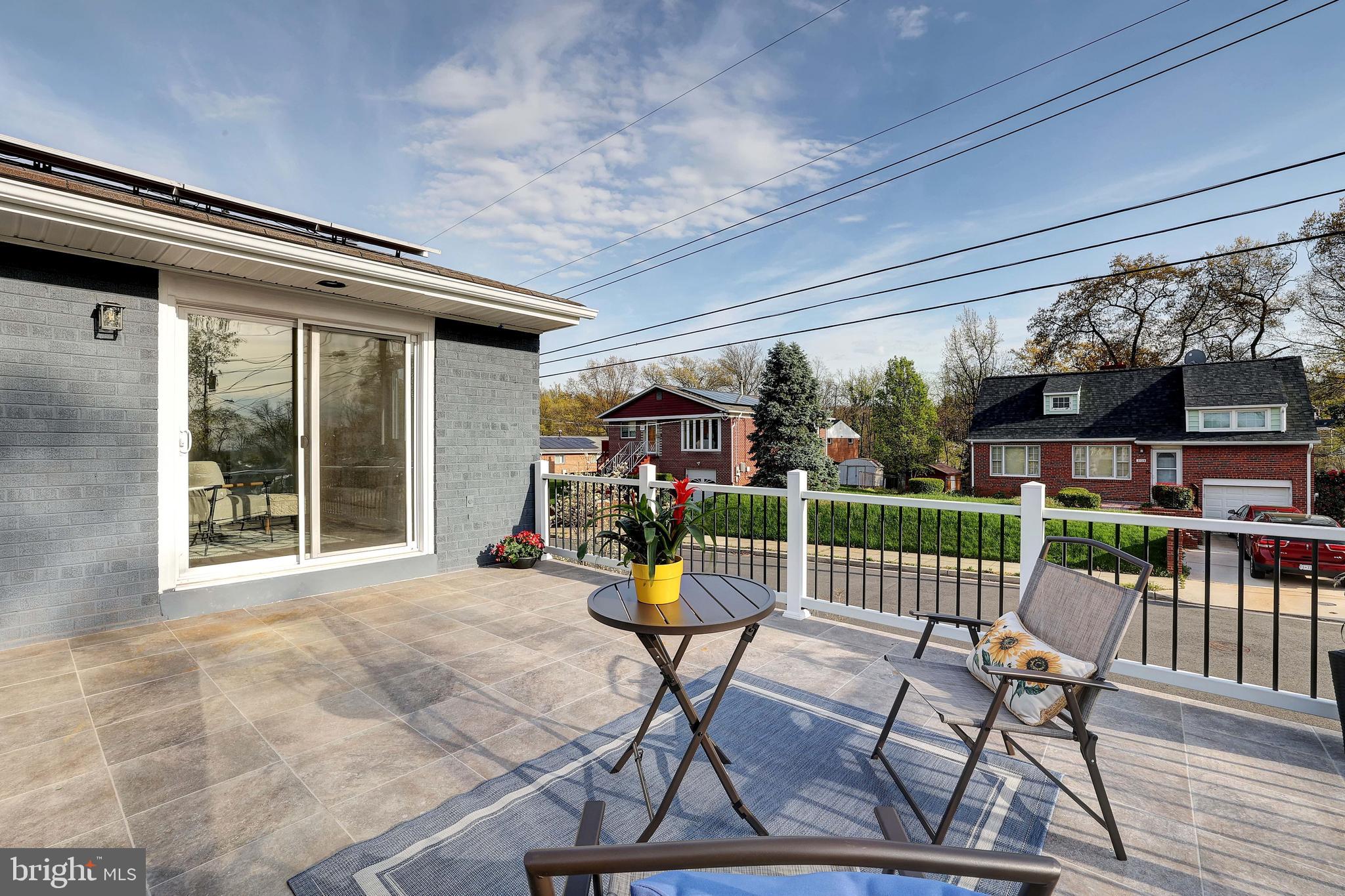 HILL CREST - Residential