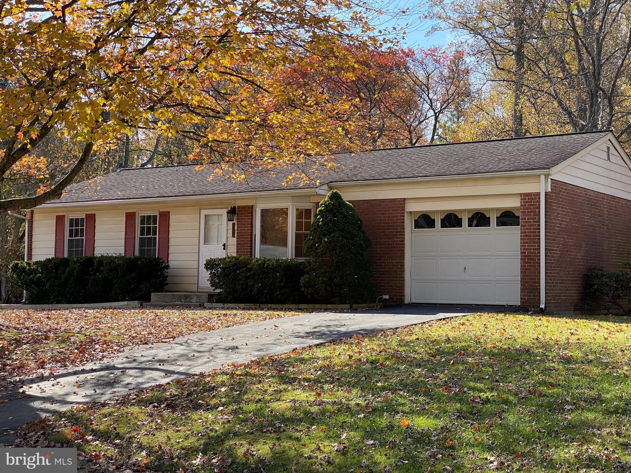 STONELEIGH - Residential