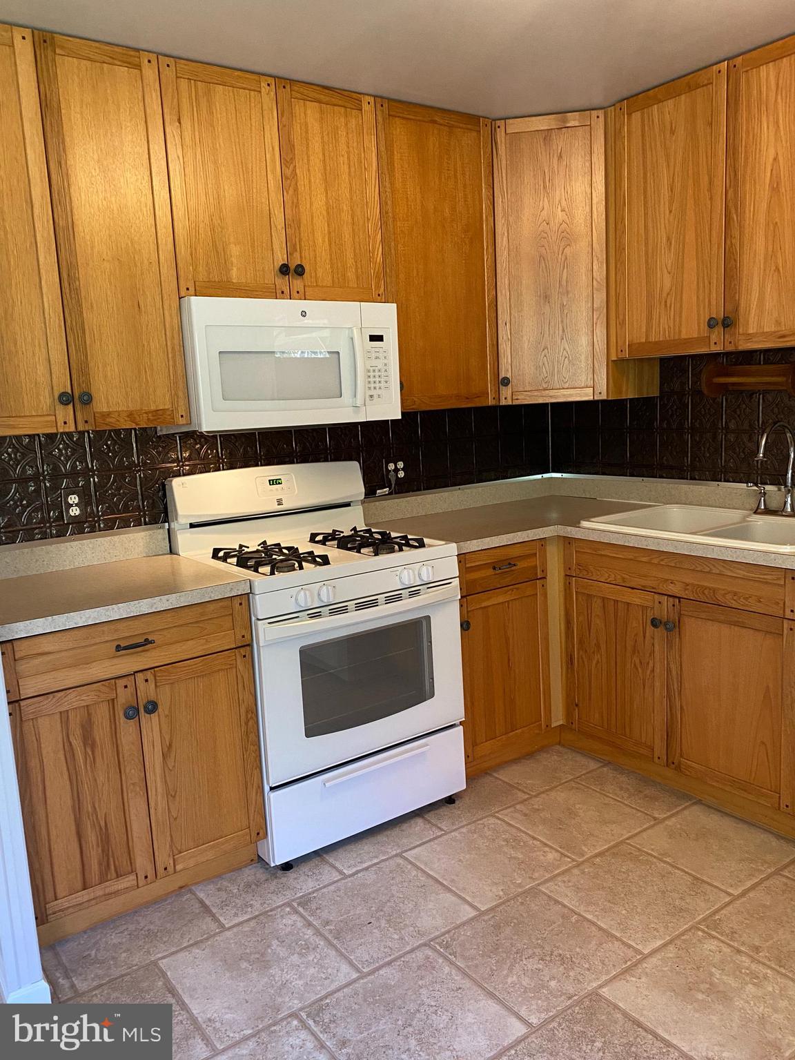 STONELEIGH - Residential