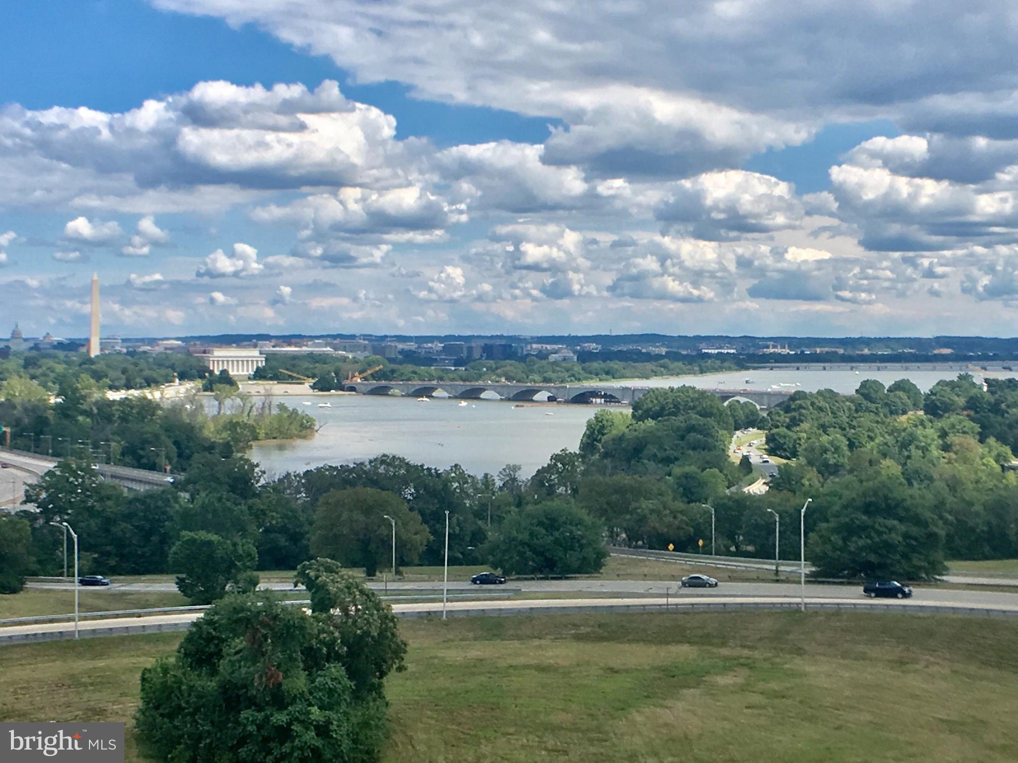 1011 ARLINGTON BOULEVARD 930