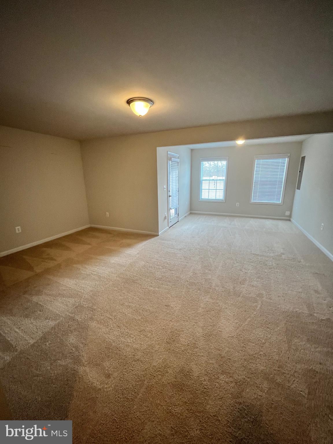 REGENCY CROSSING - Residential