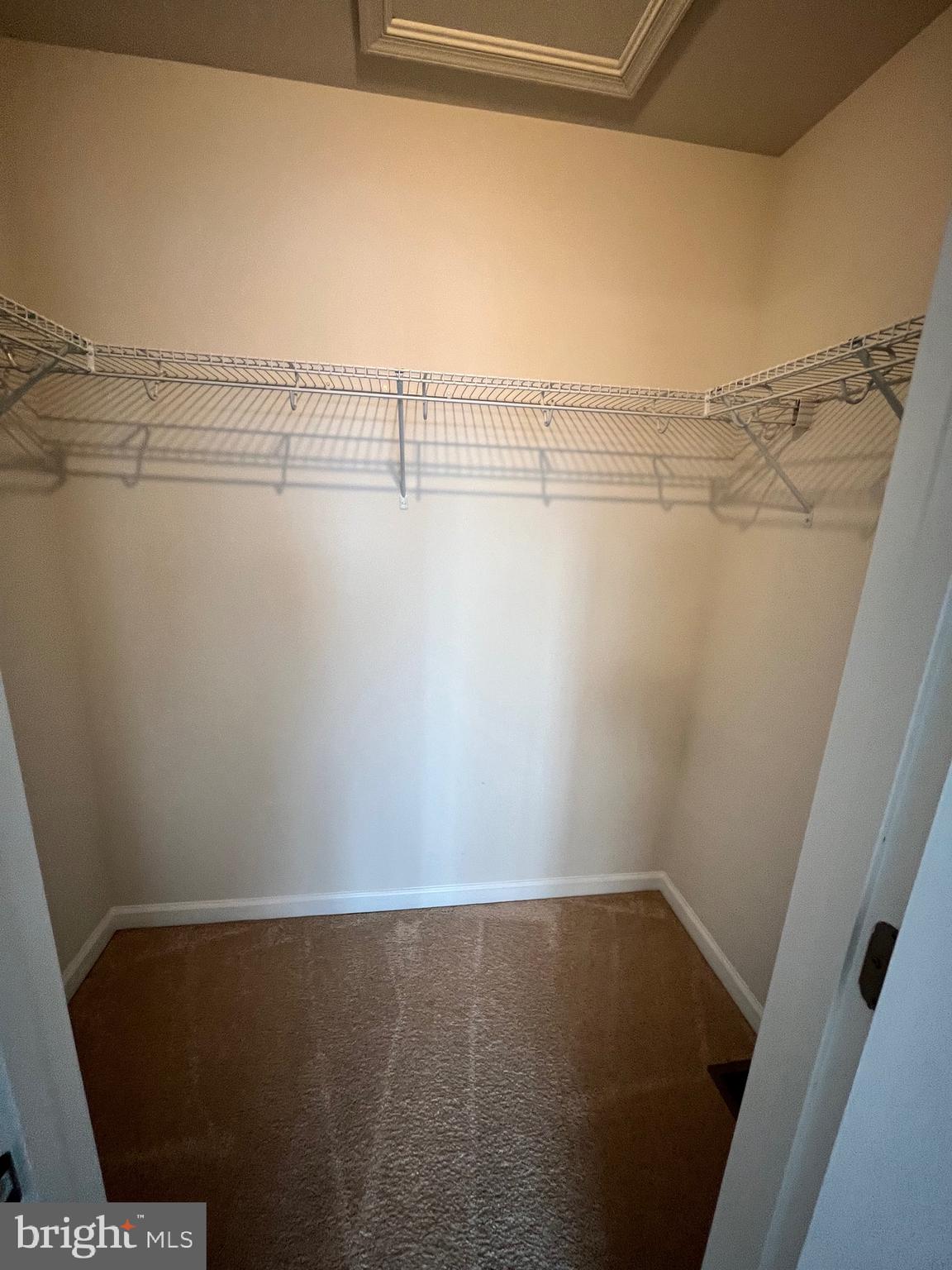 12105 BOWLING FARM COURT