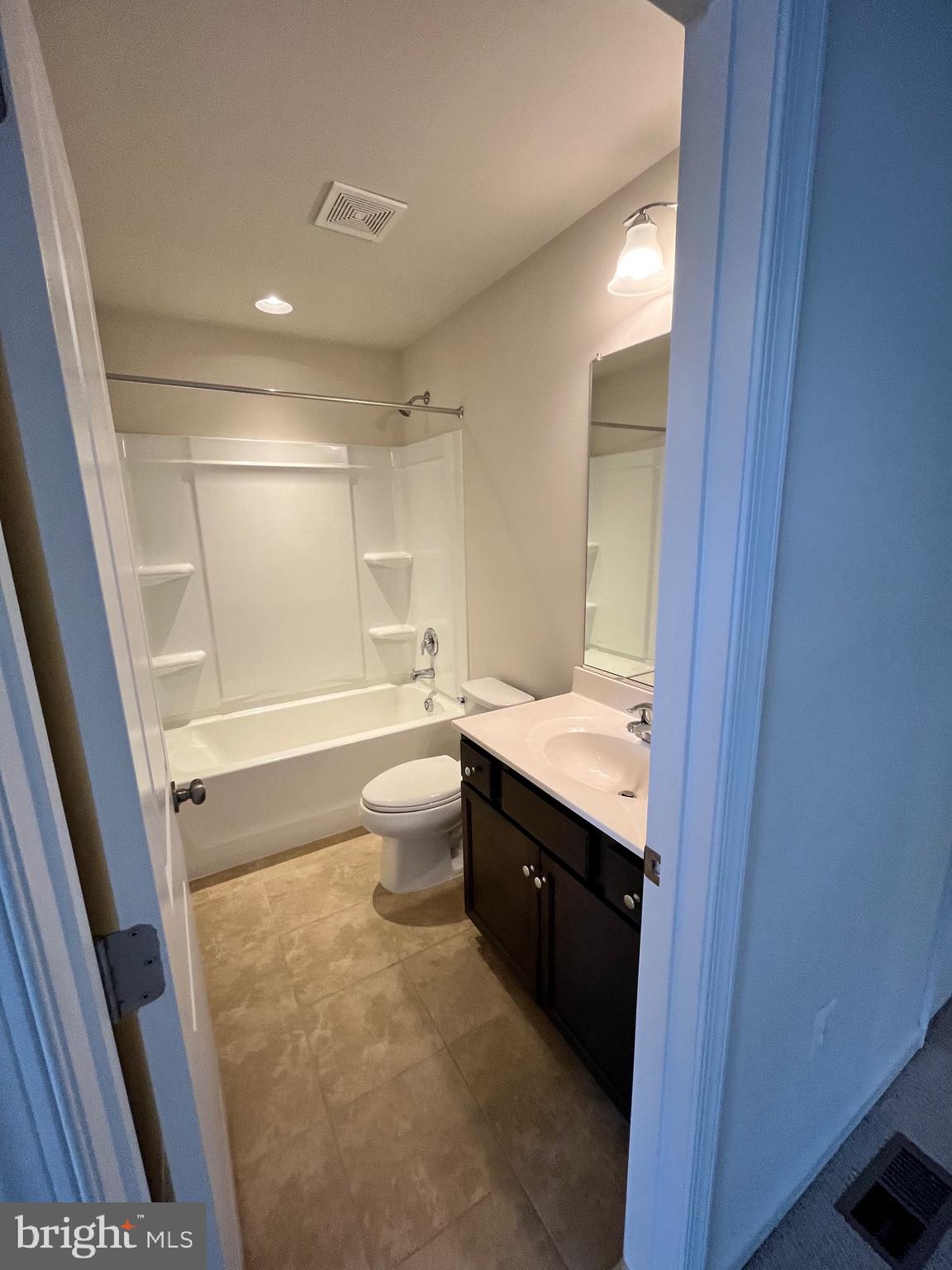 REGENCY CROSSING - Residential