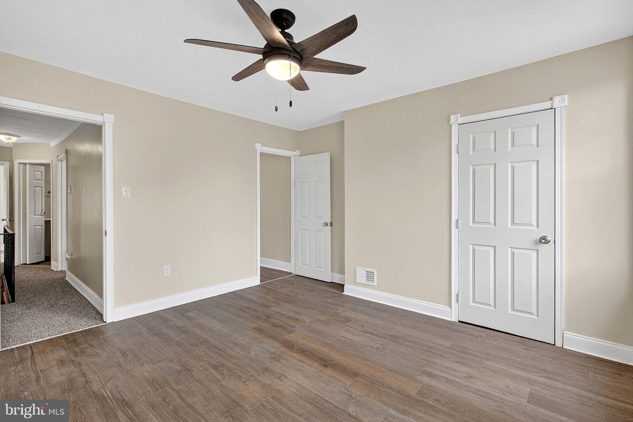 KENSINGTON - Residential