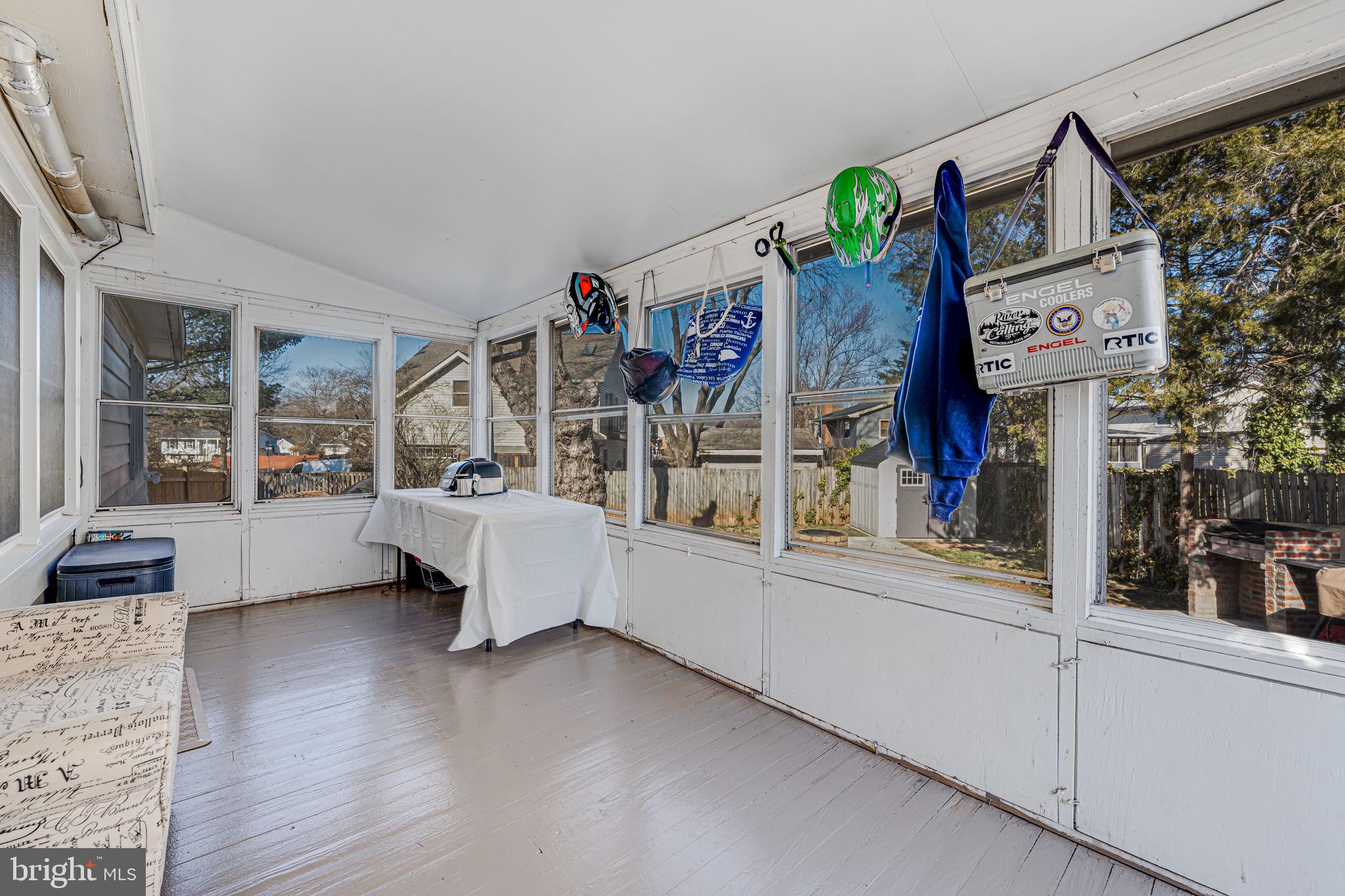 STERLING  PARK - Residential