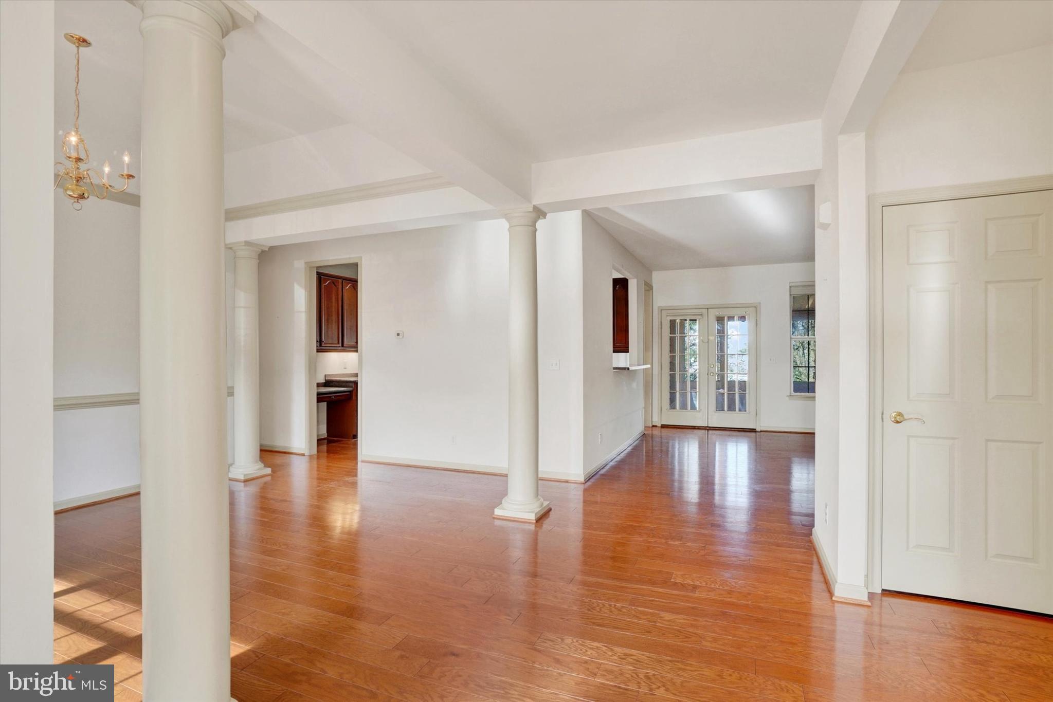 1216 WINDING OAK DRIVE