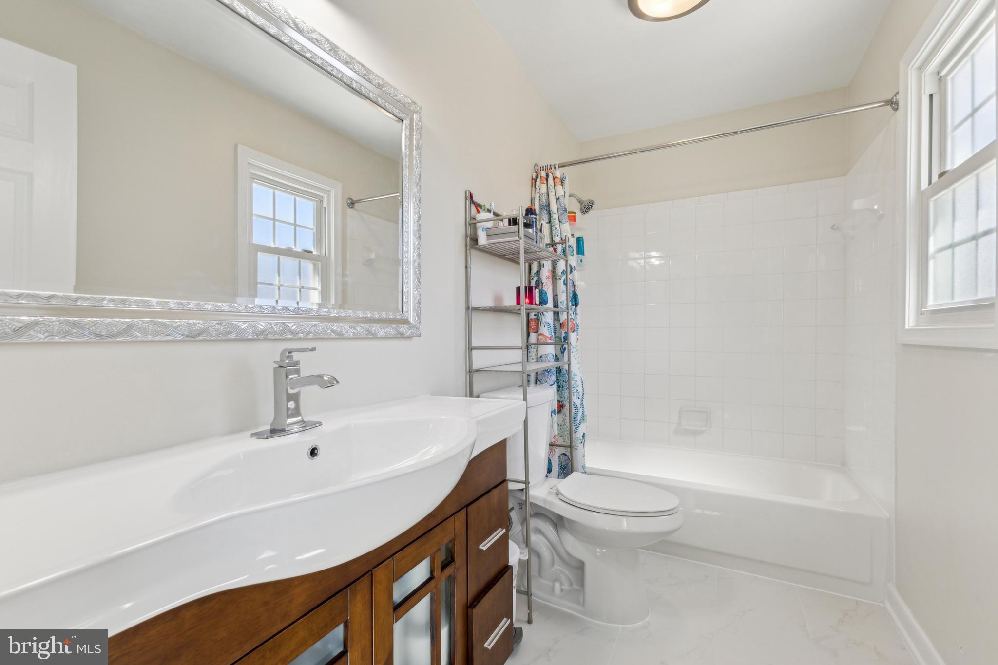 DALE CITY - Residential