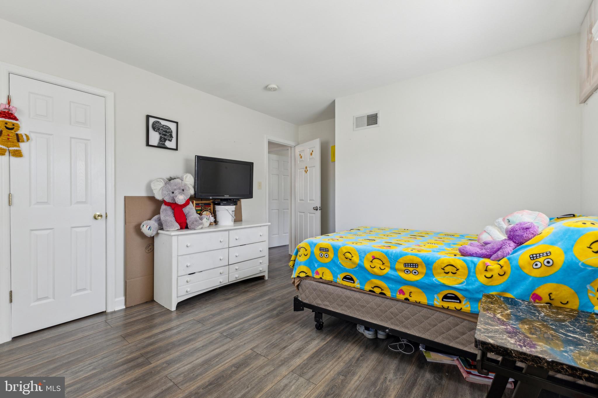 DALE CITY - Residential