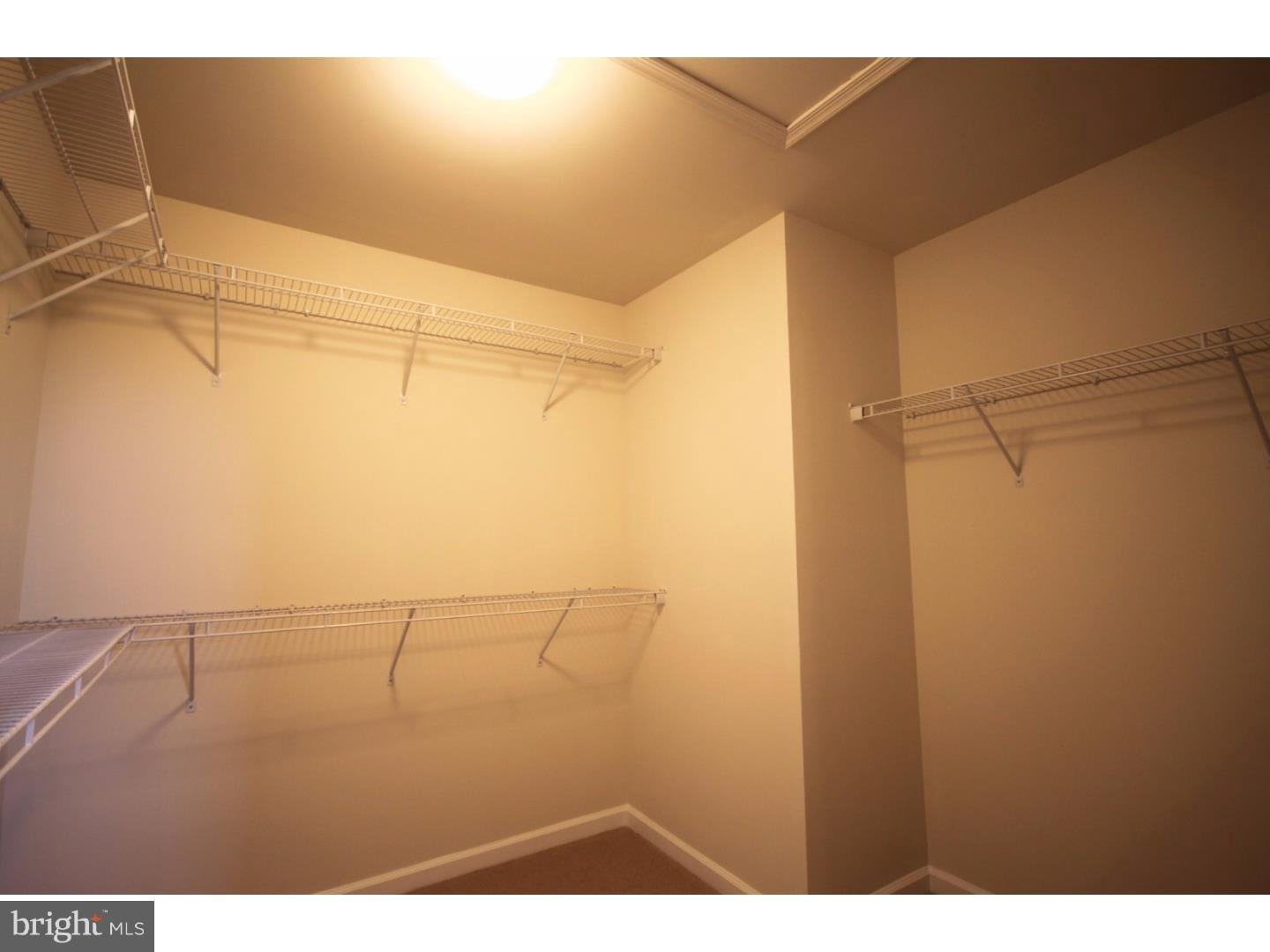 WARRINGTON POINTE - Residential Lease