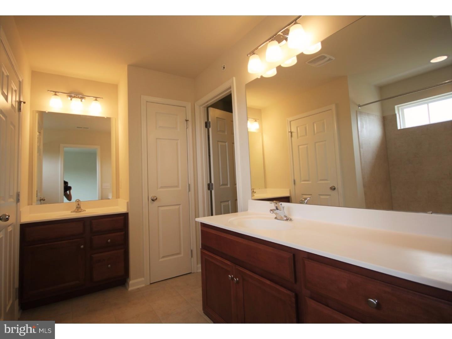 WARRINGTON POINTE - Residential Lease