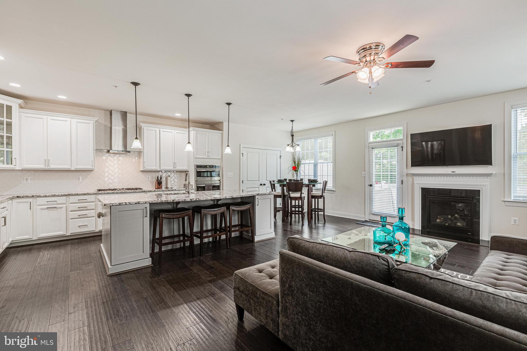 MARLBORO RIDGE - Residential