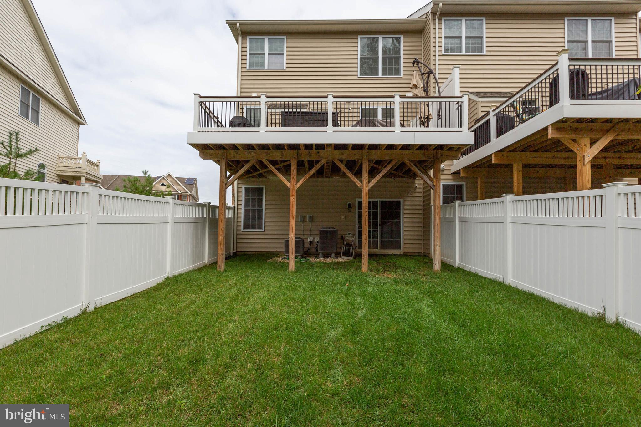 MARLBORO RIDGE - Residential