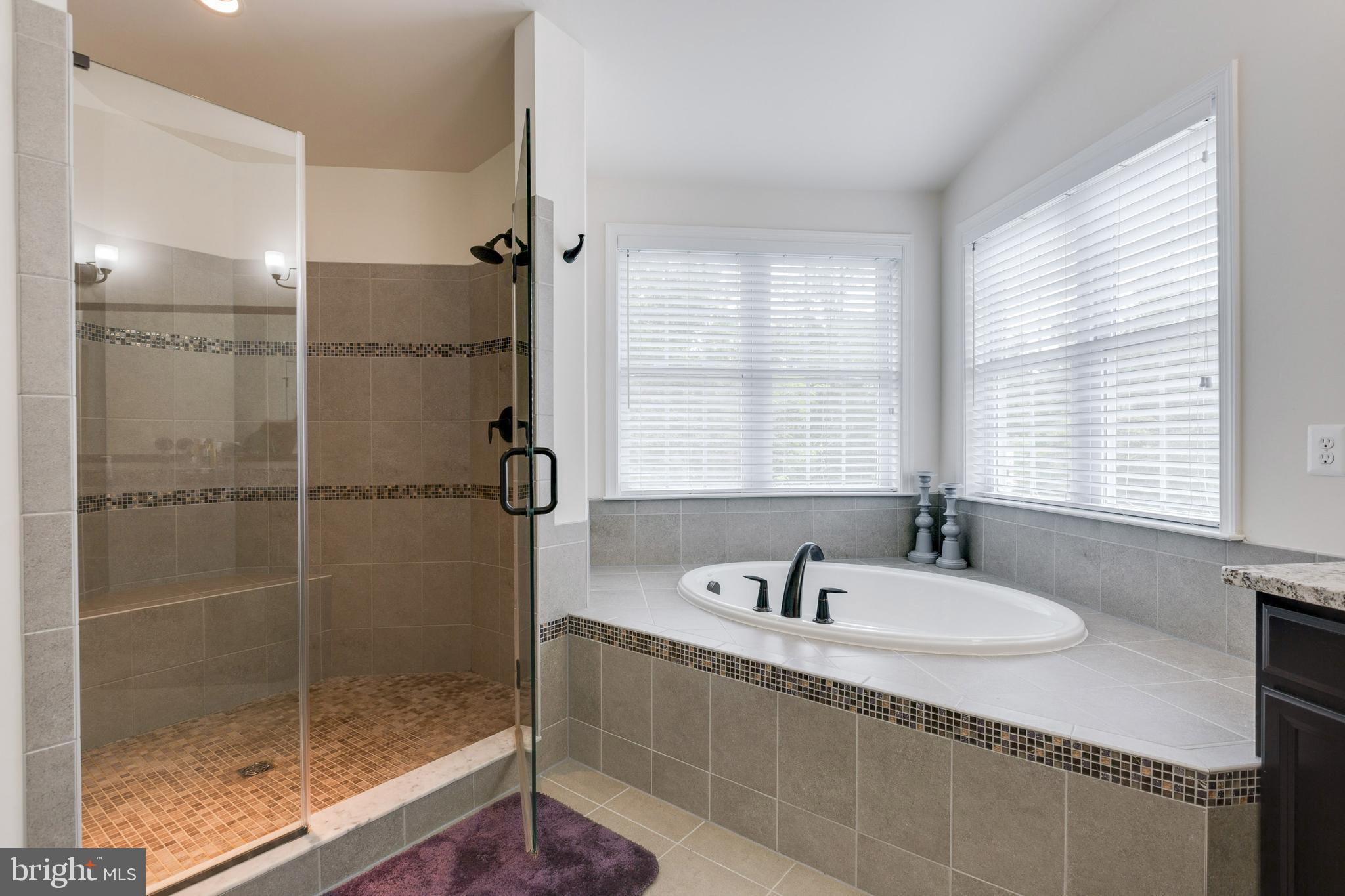 MARLBORO RIDGE - Residential