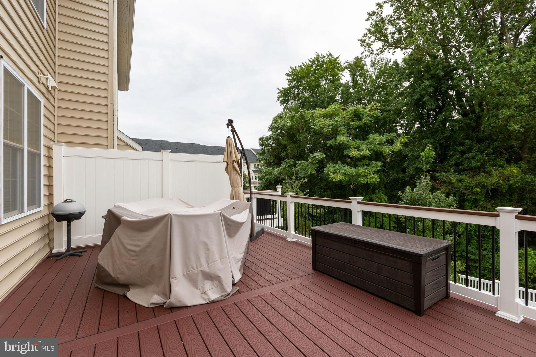 MARLBORO RIDGE - Residential