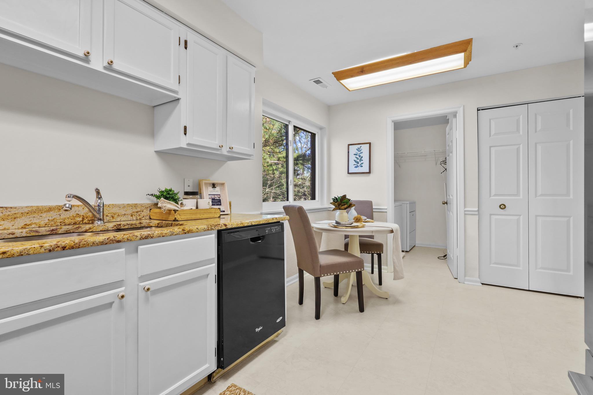 HERITAGE HARBOUR - Residential