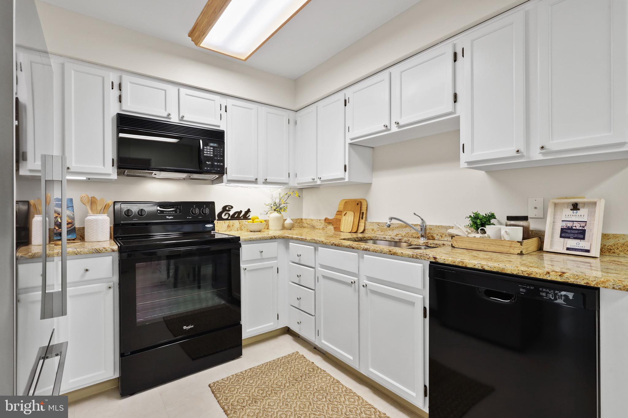 HERITAGE HARBOUR - Residential