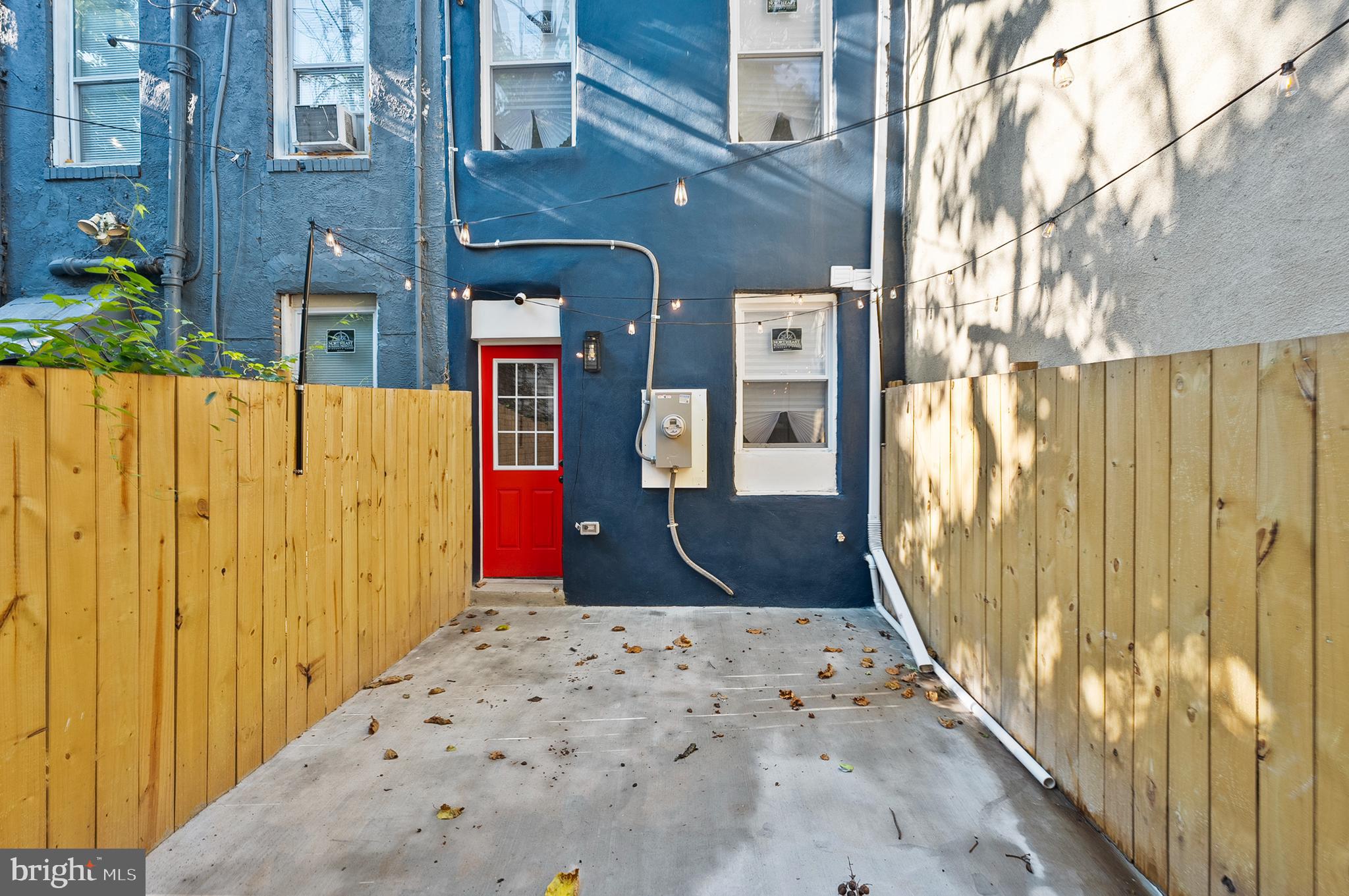 SANDTOWN-WINCHESTER - Residential