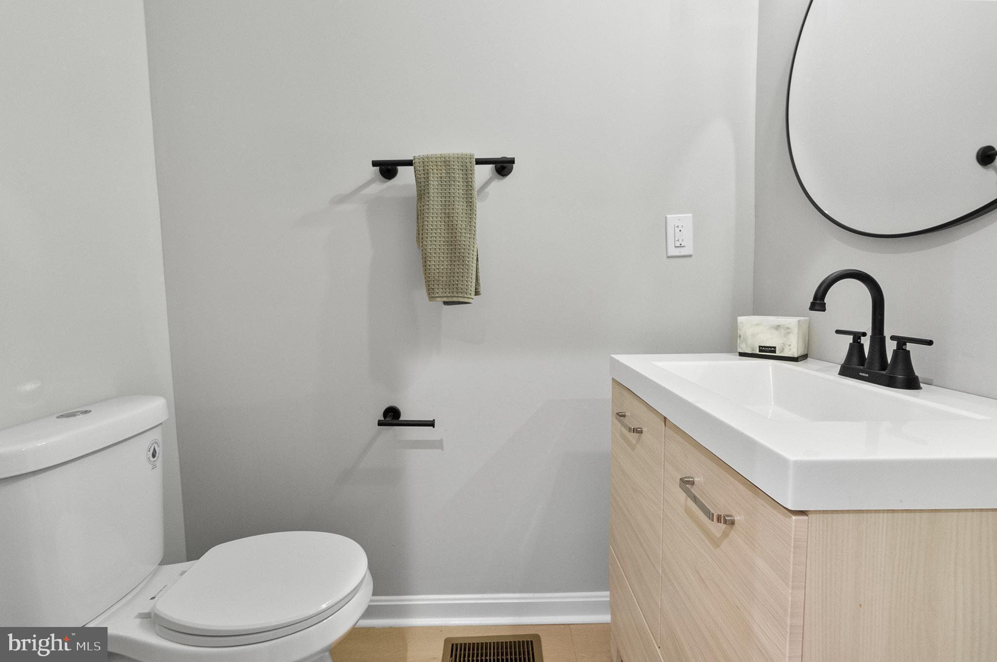 SANDTOWN-WINCHESTER - Residential